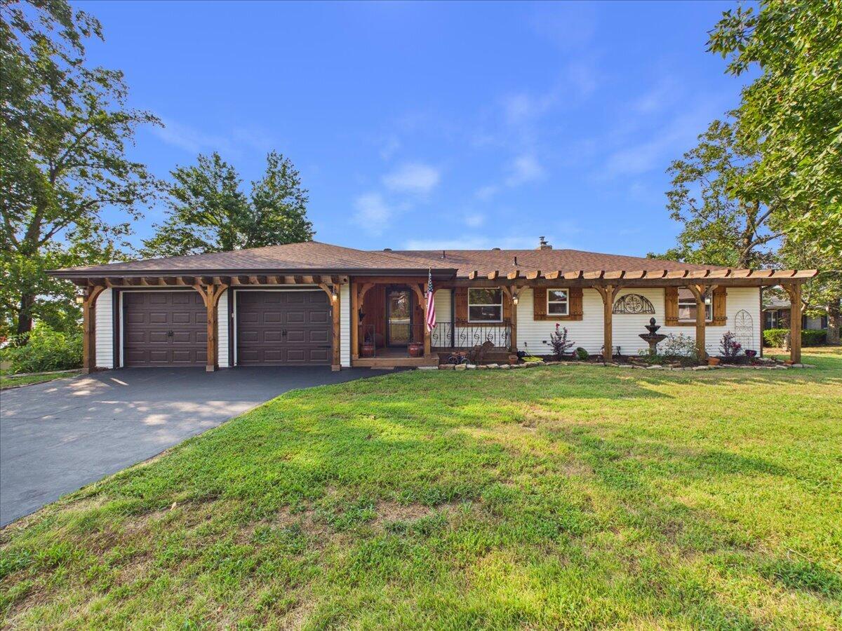 38 Skyline Drive Property Photo 8