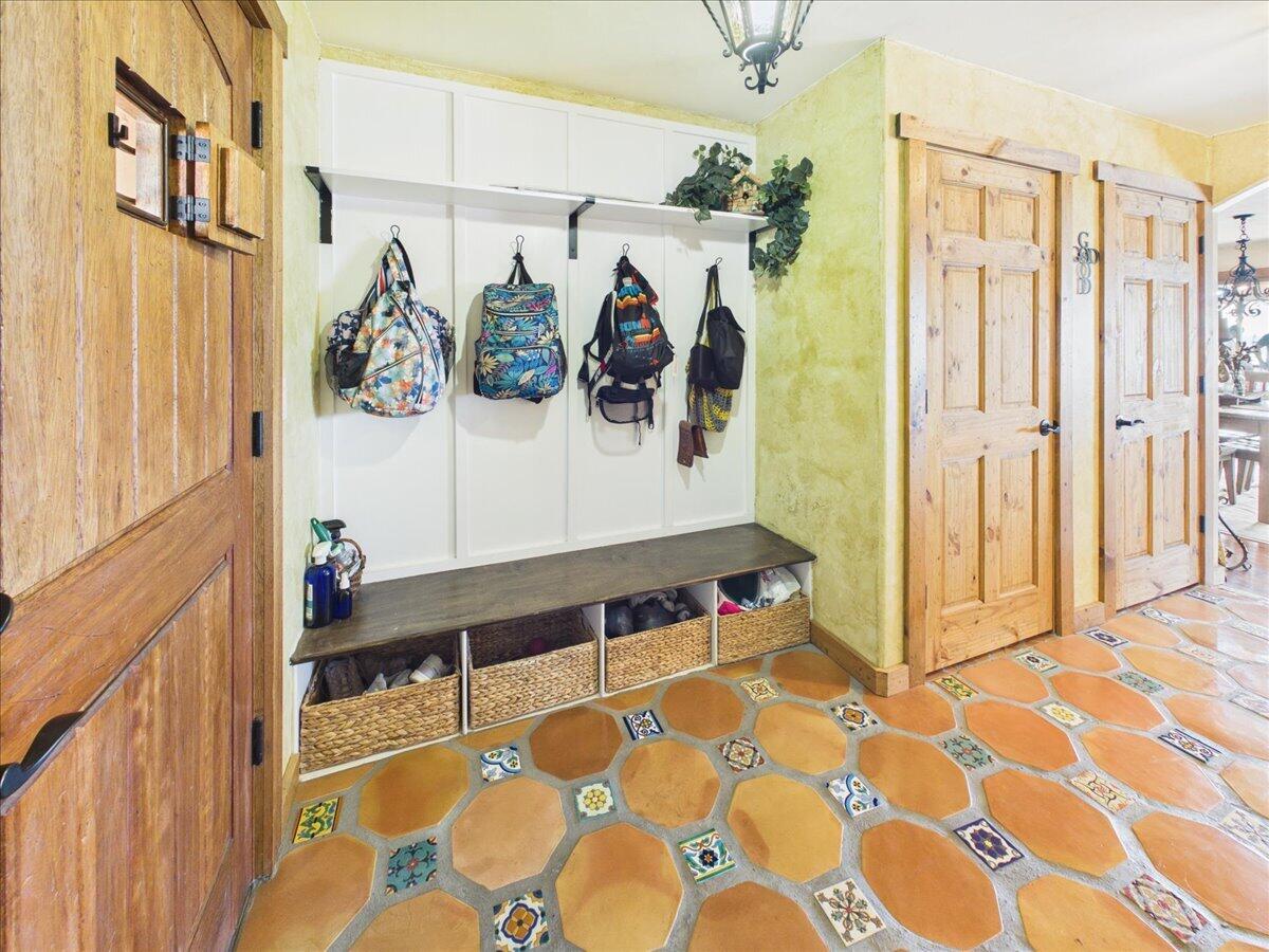 38 Skyline Drive Property Photo 27