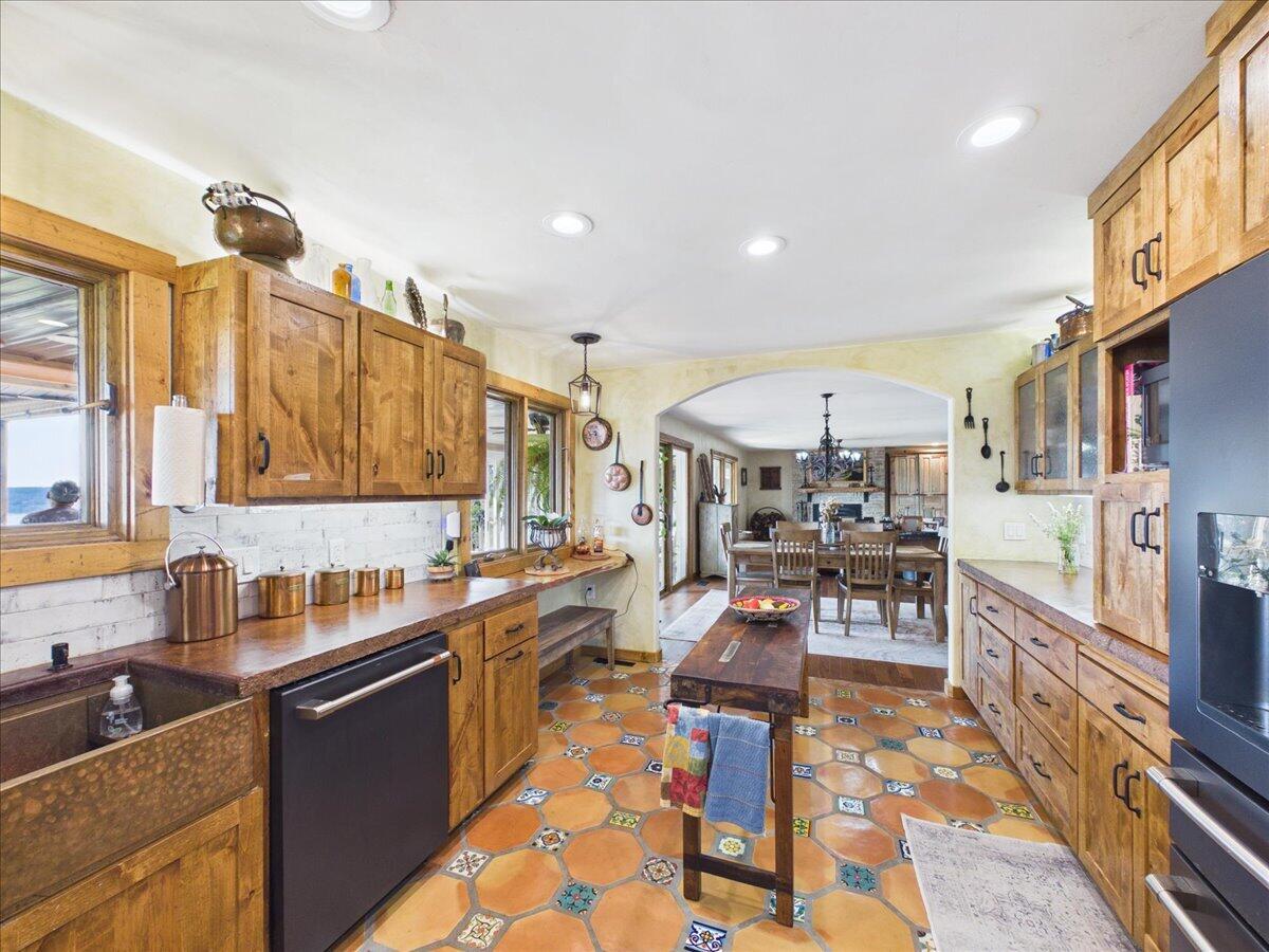 38 Skyline Drive Property Photo 43