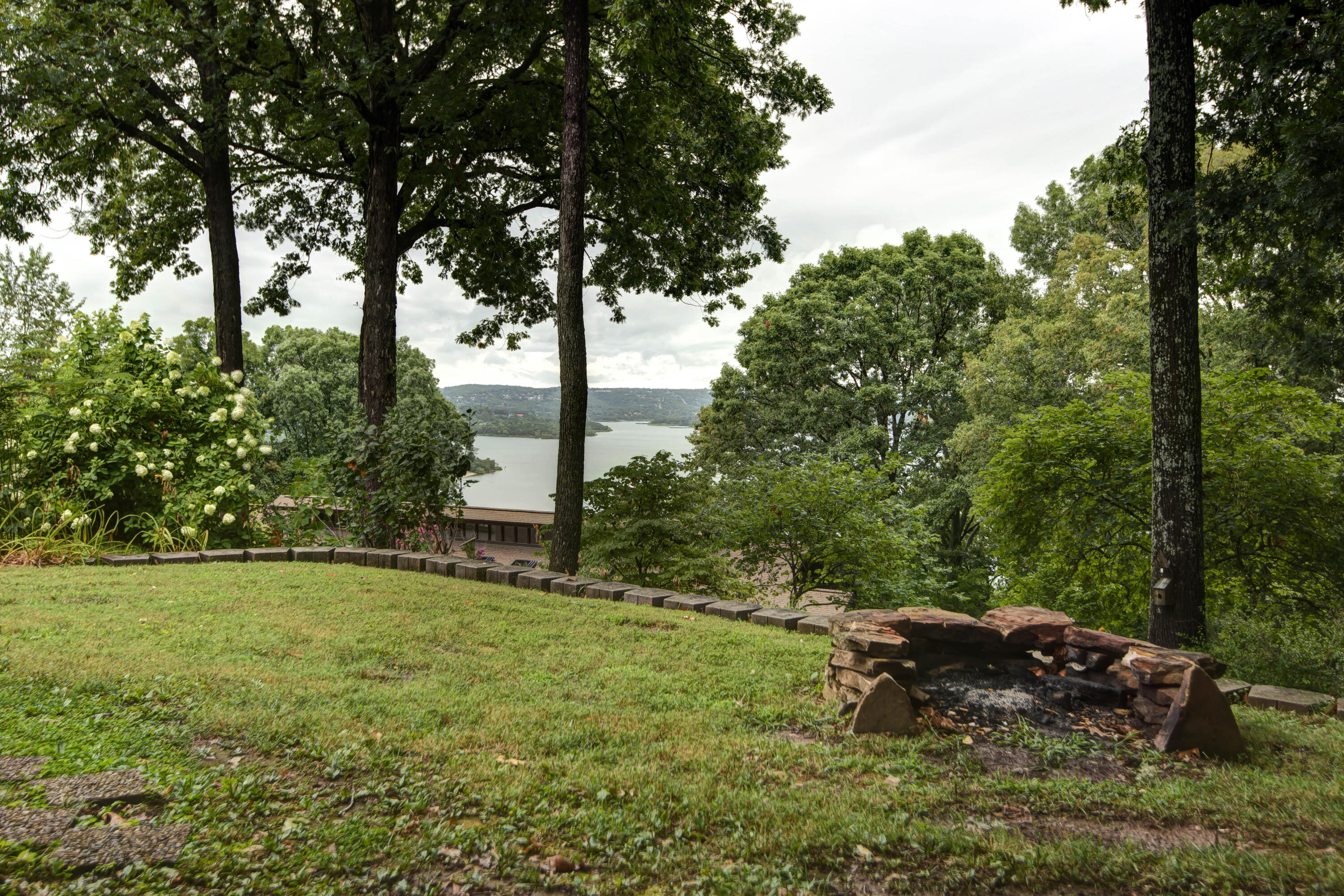 21 Cricket Hill Lane Property Photo 2
