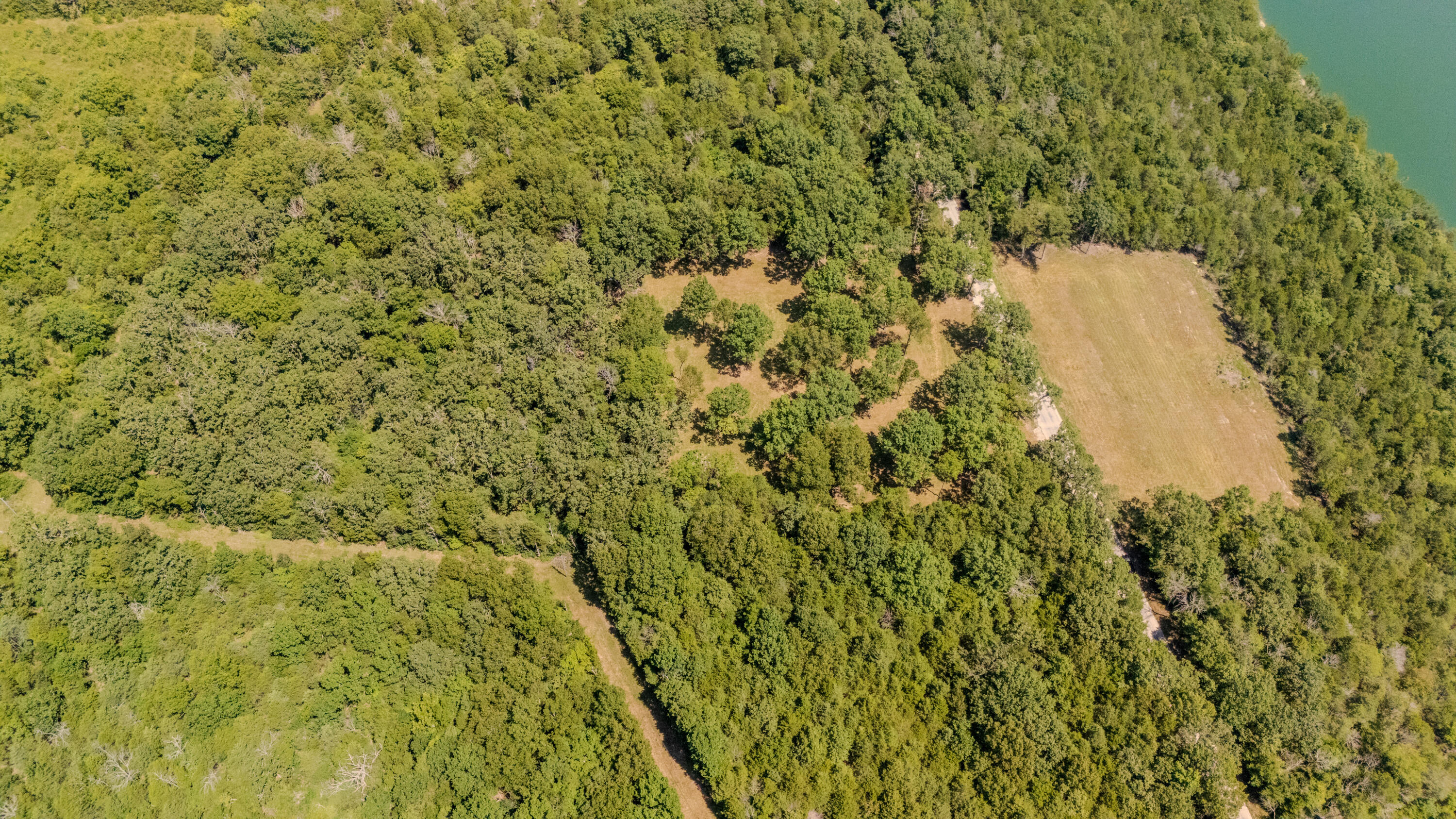590 M-90a Property Photo 9