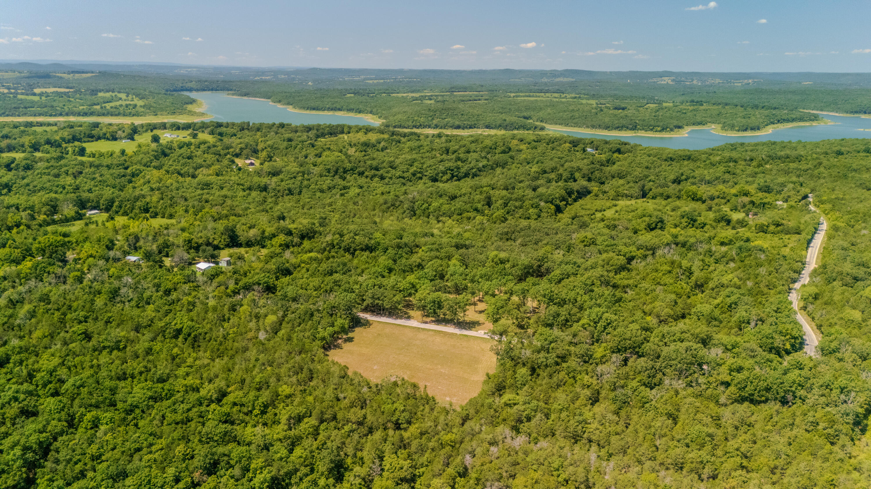 590 M-90a Property Photo 32