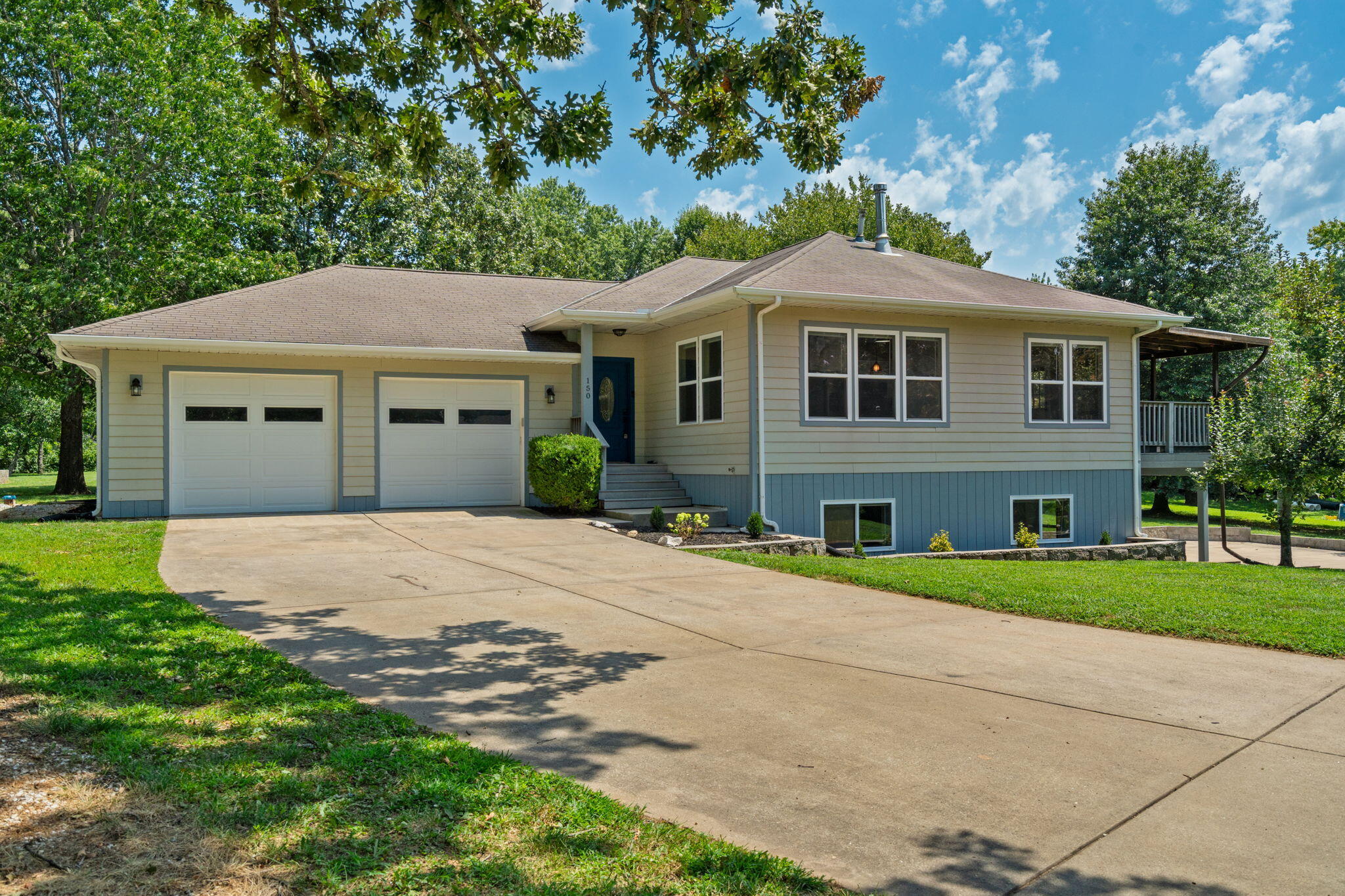 150 Chelsea Lane Property Photo 1