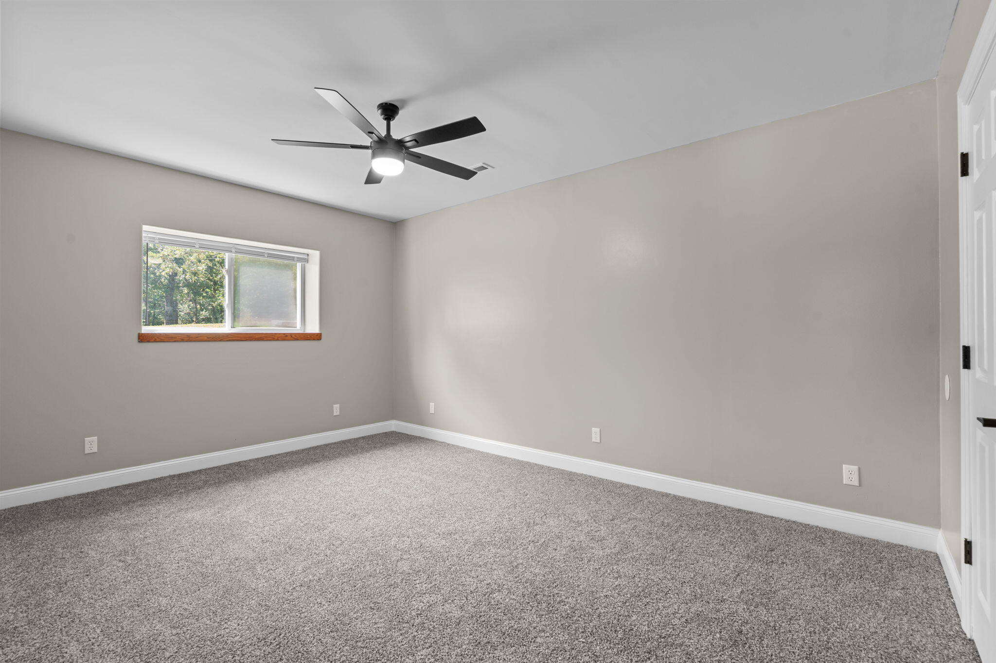 150 Chelsea Lane Property Photo 38
