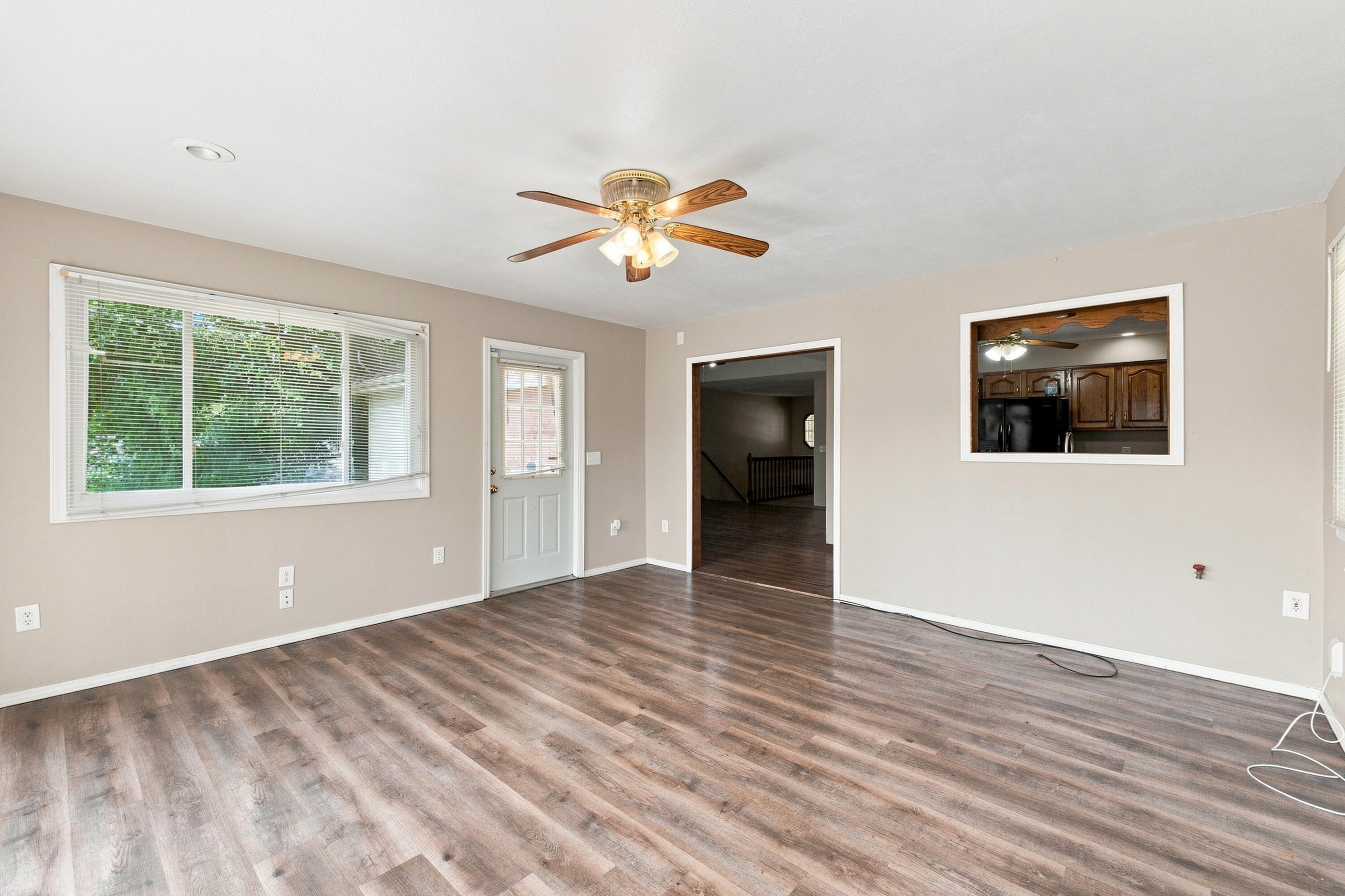 3808 West Kingsley Street Property Photo 8