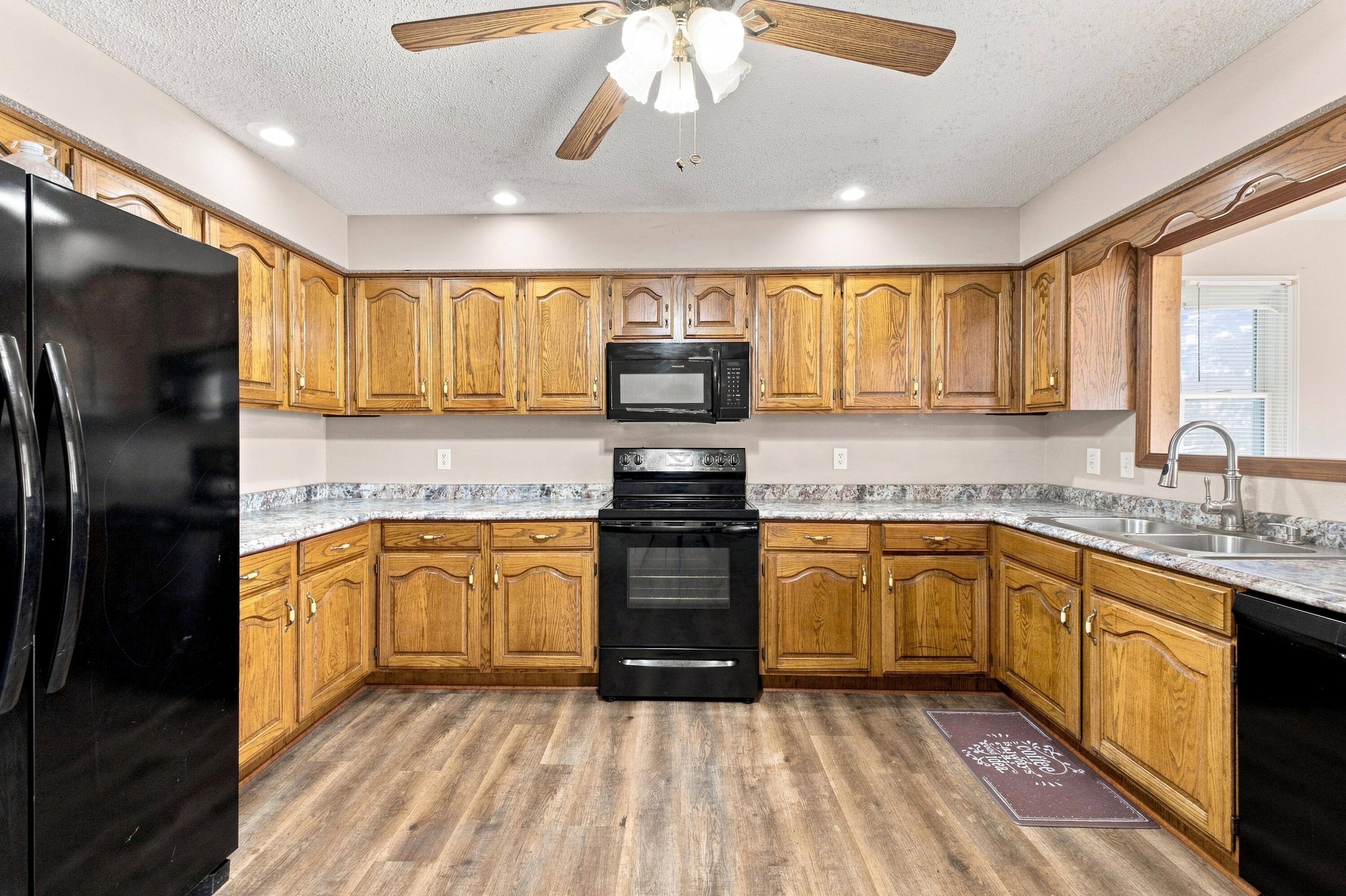 3808 West Kingsley Street Property Photo 10