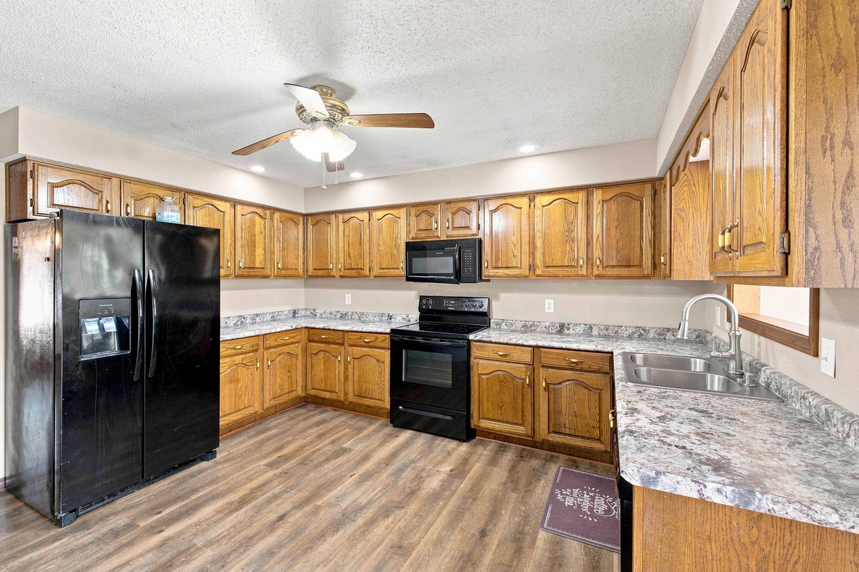 3808 West Kingsley Street Property Photo 11