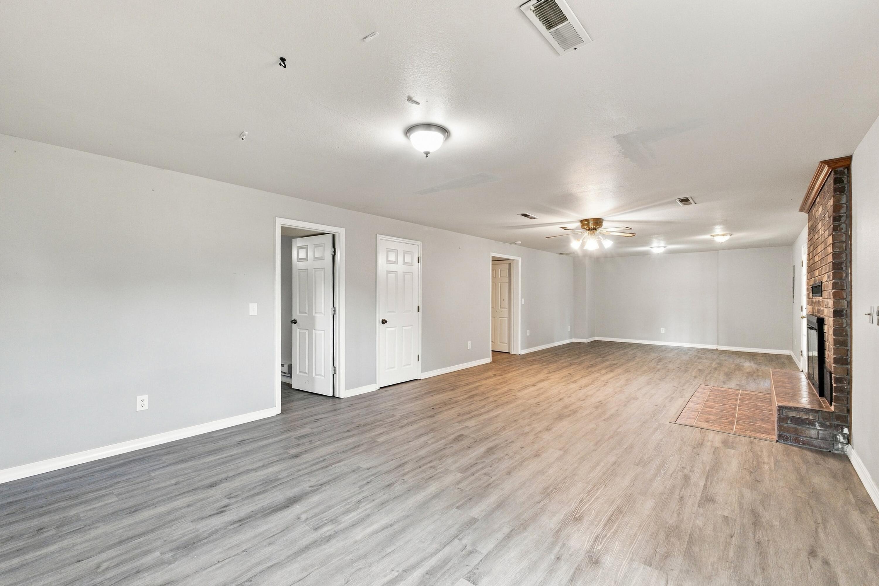3808 West Kingsley Street Property Photo 29