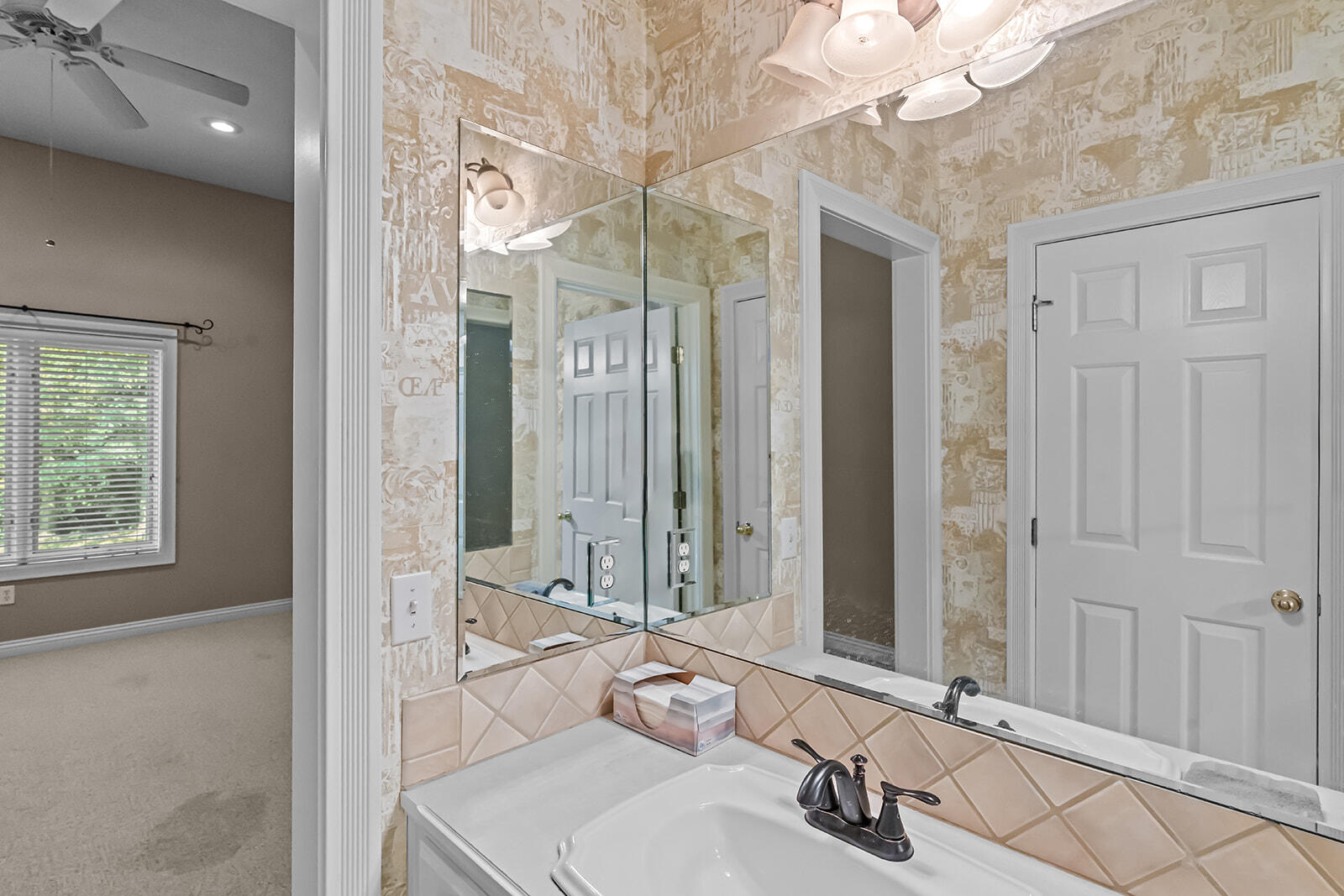 5125 South Chatsworth Avenue Property Photo 38