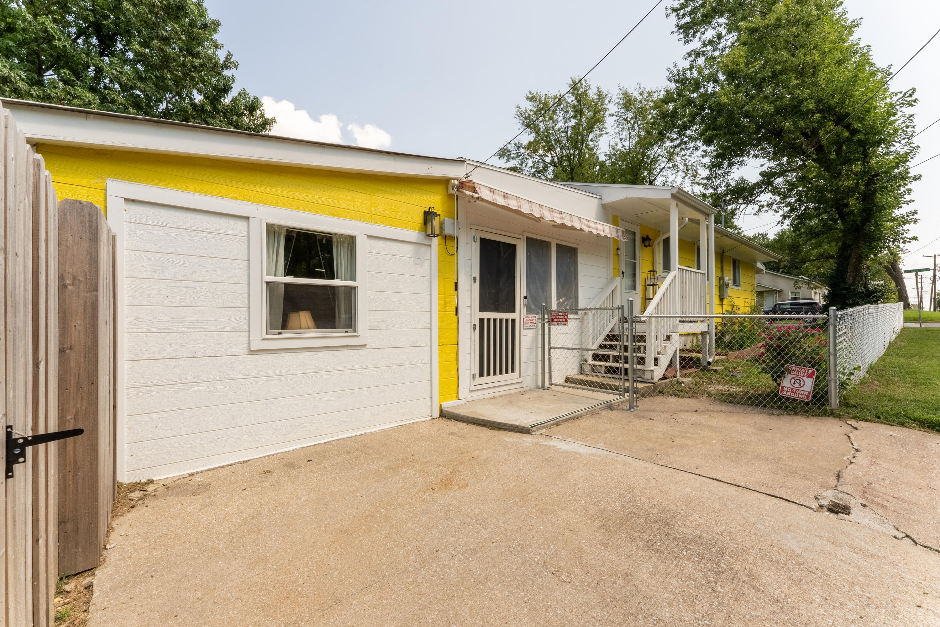 1437 West Central Street Property Photo 22