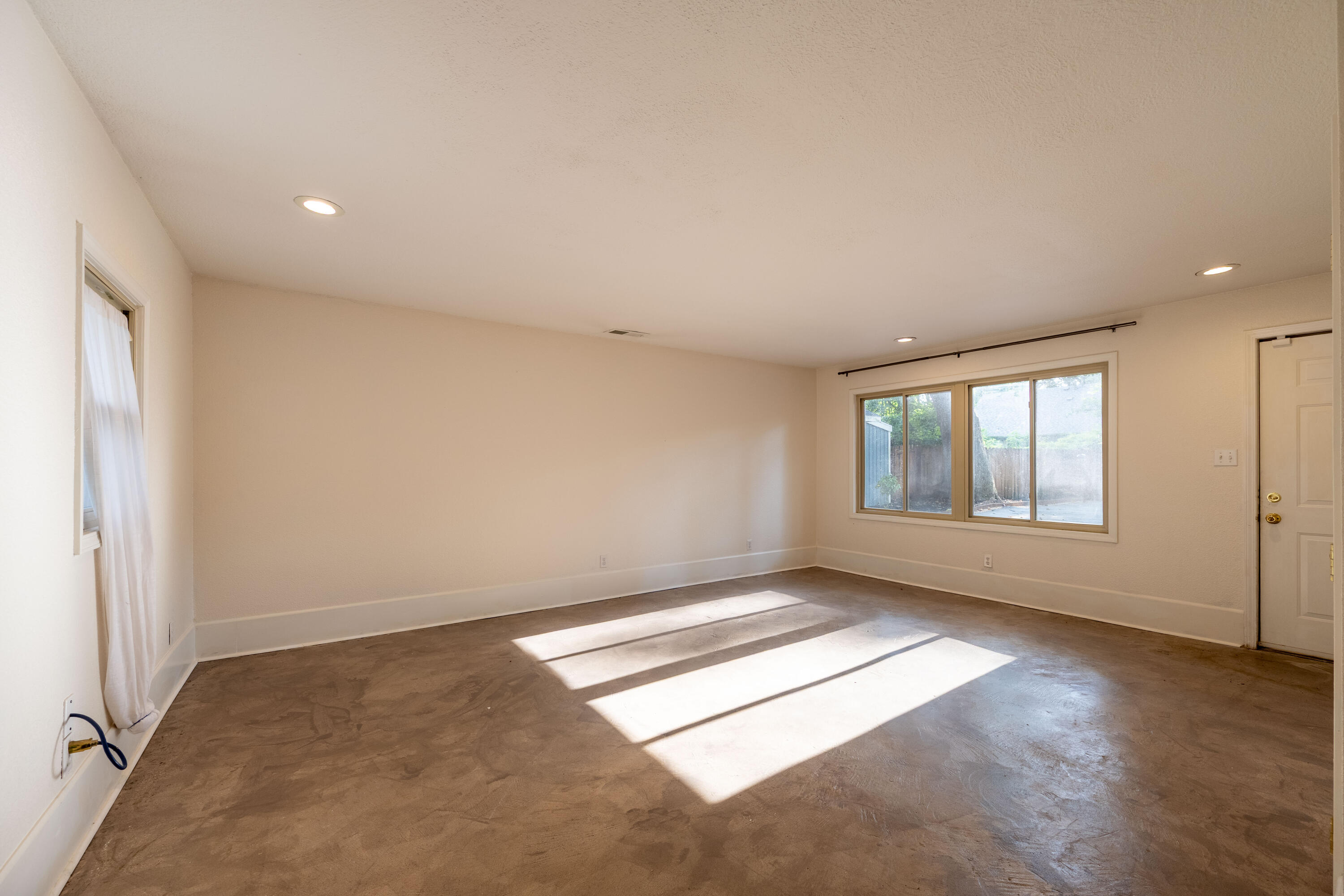 1649 South Jefferson Avenue Property Photo 49