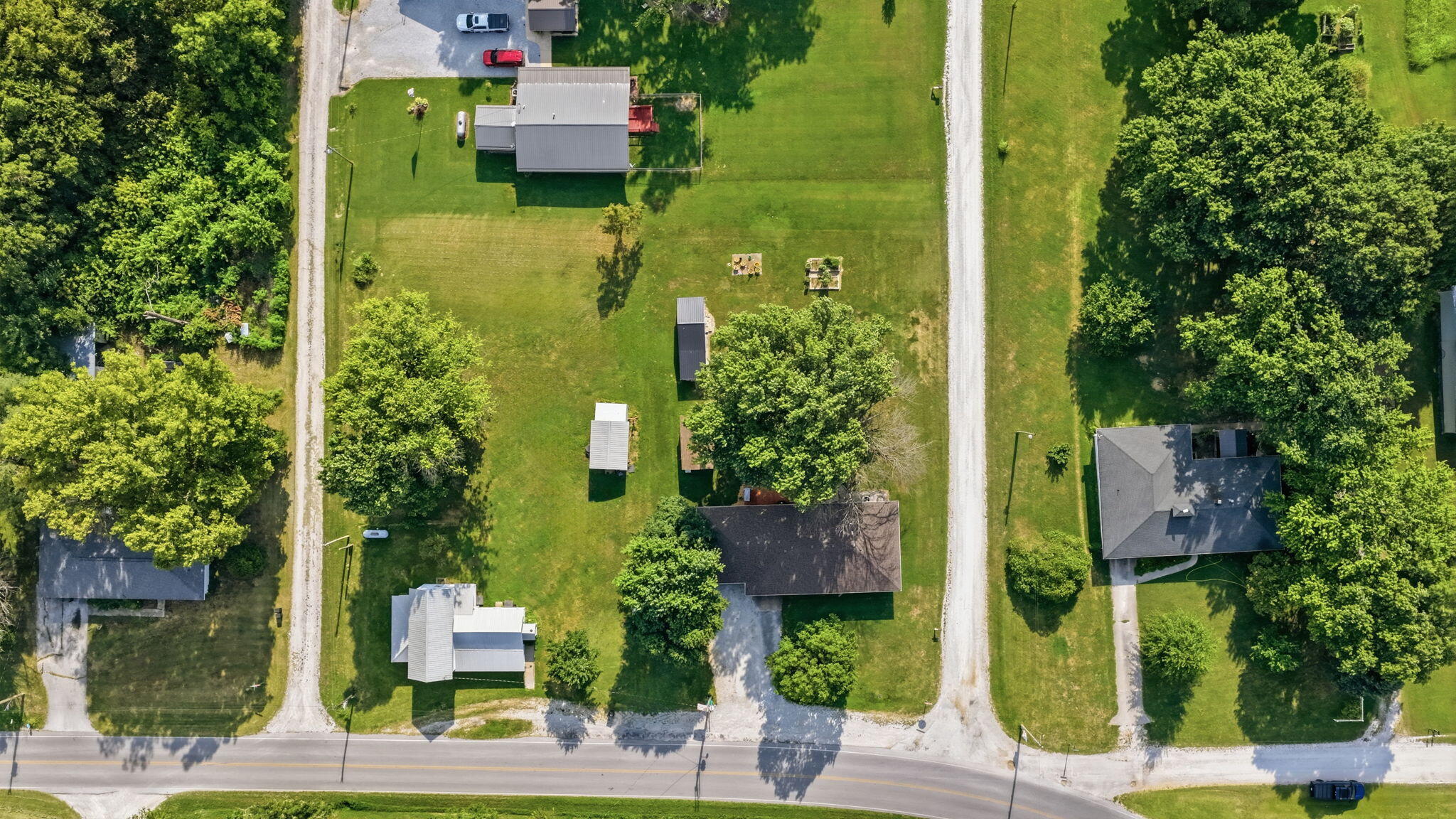 208 South Clompton Street Property Photo 34