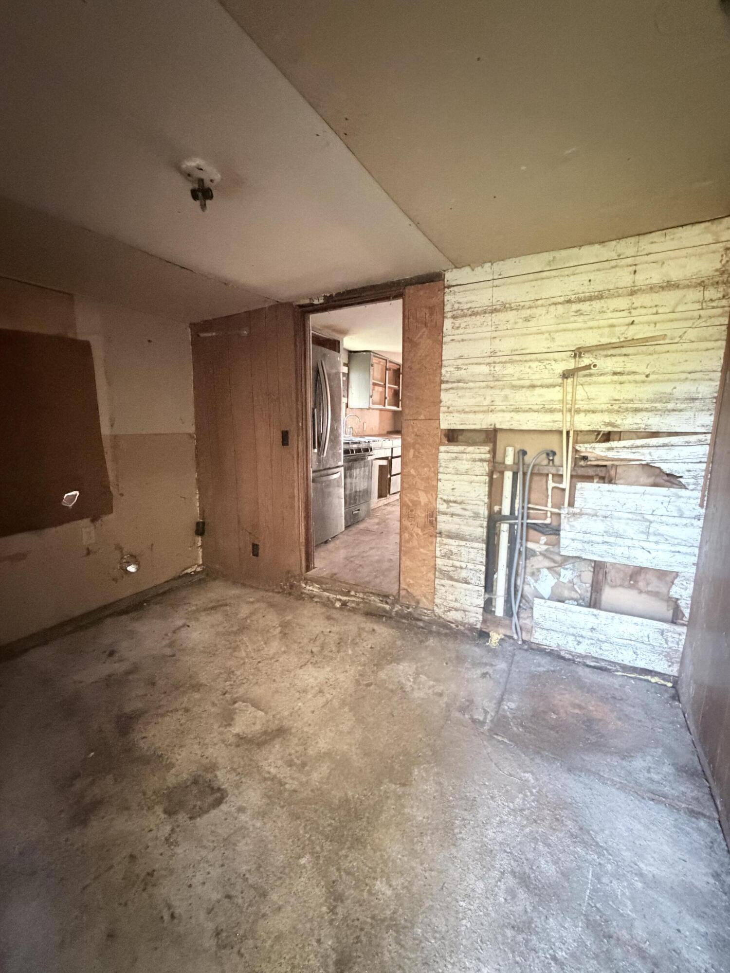 1847 North Hillcrest Avenue Property Photo 19