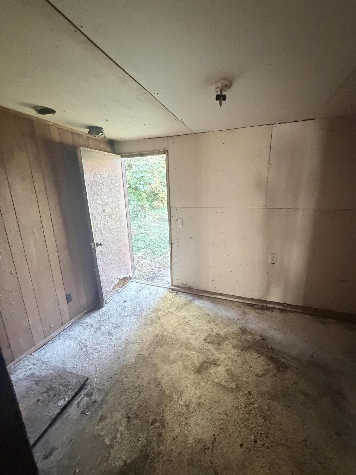 1847 North Hillcrest Avenue Property Photo 20