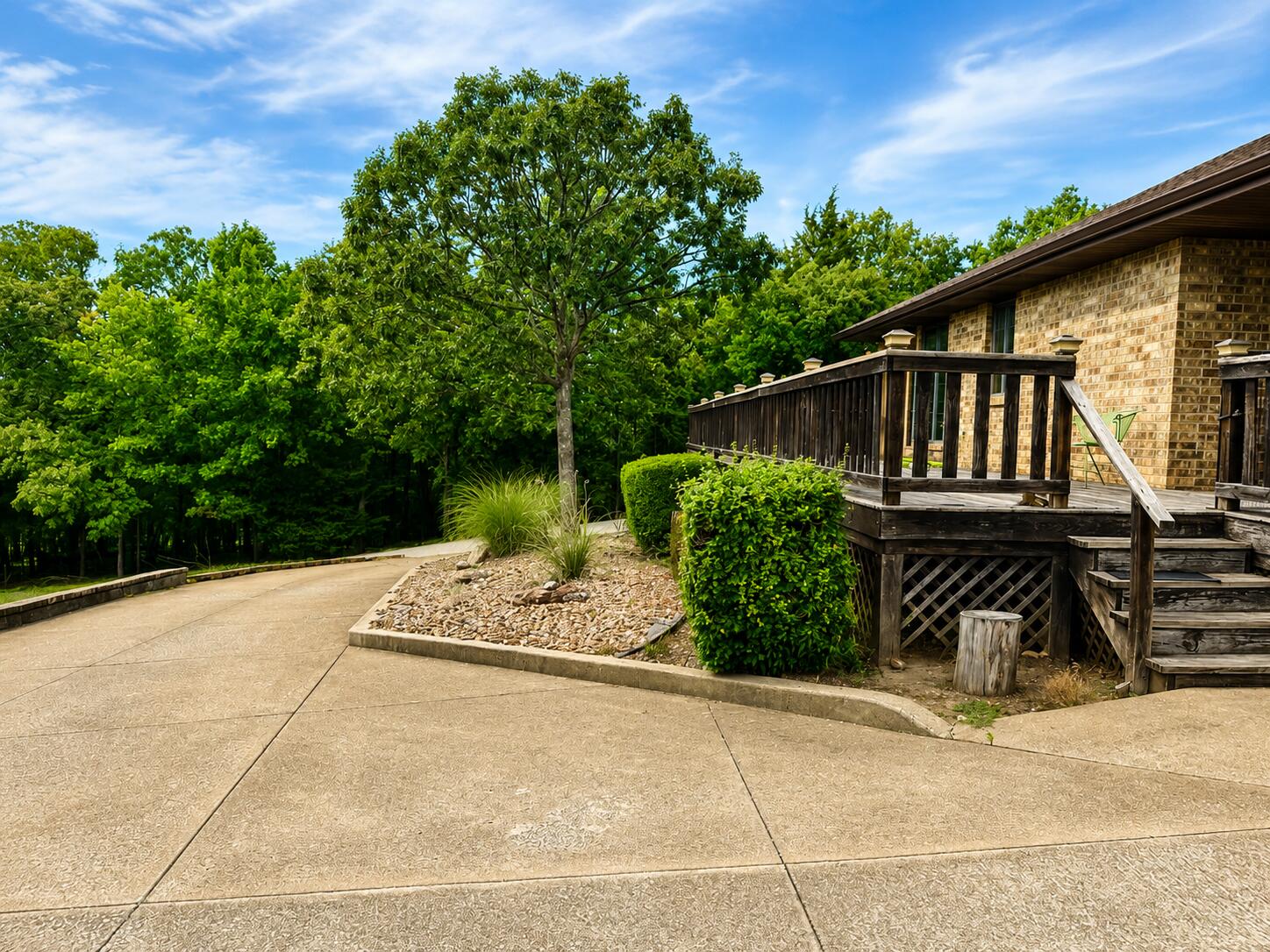 24762 King Arthur Drive Property Photo 35