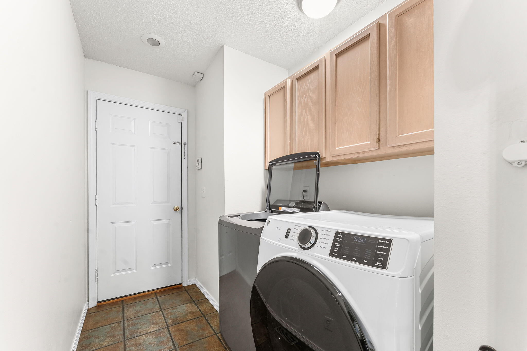 2417 South Fremont Avenue Property Photo 25
