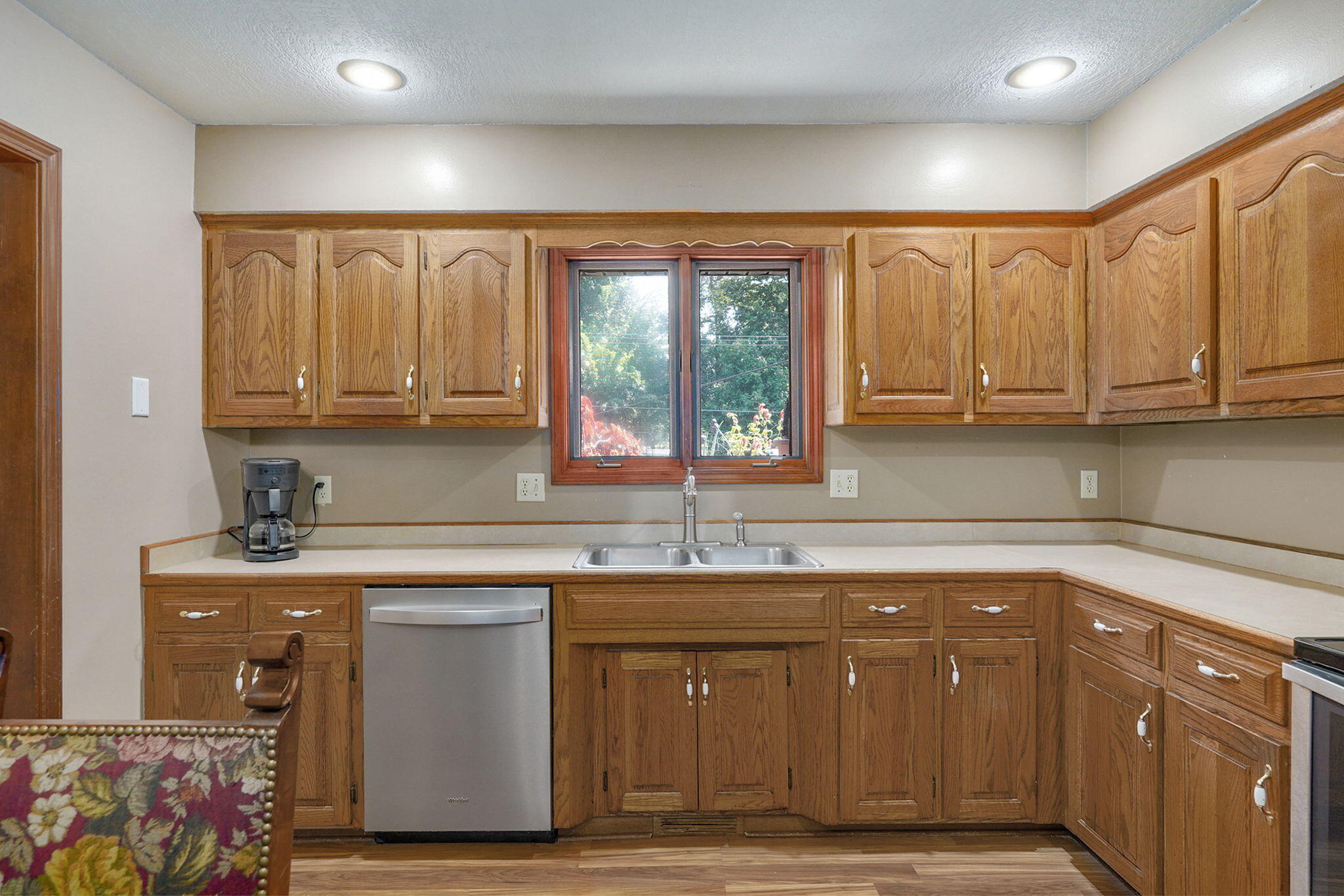 942 South Greentree Avenue Property Photo 4