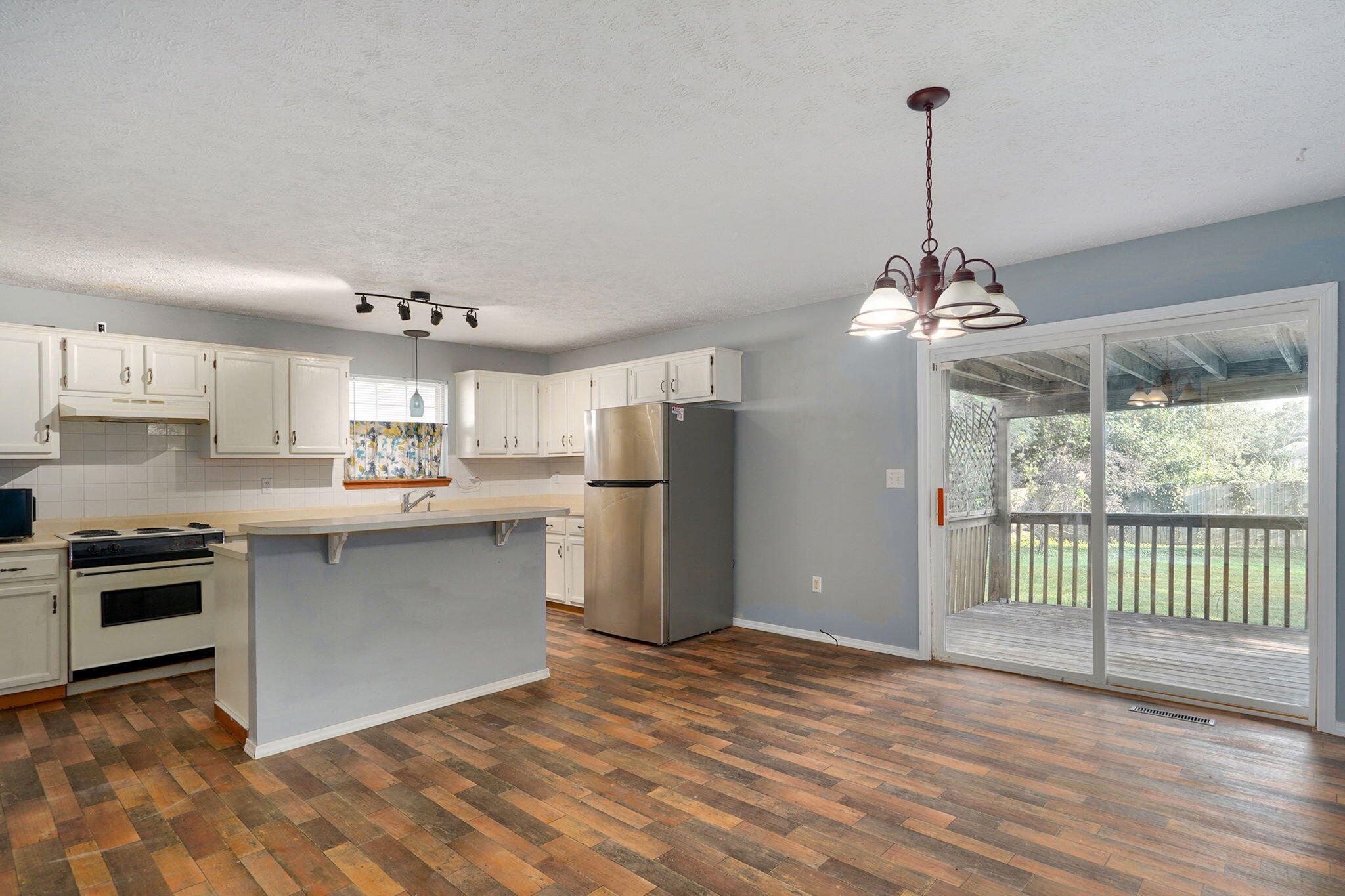 3070 West Calhoun Street Property Photo 8