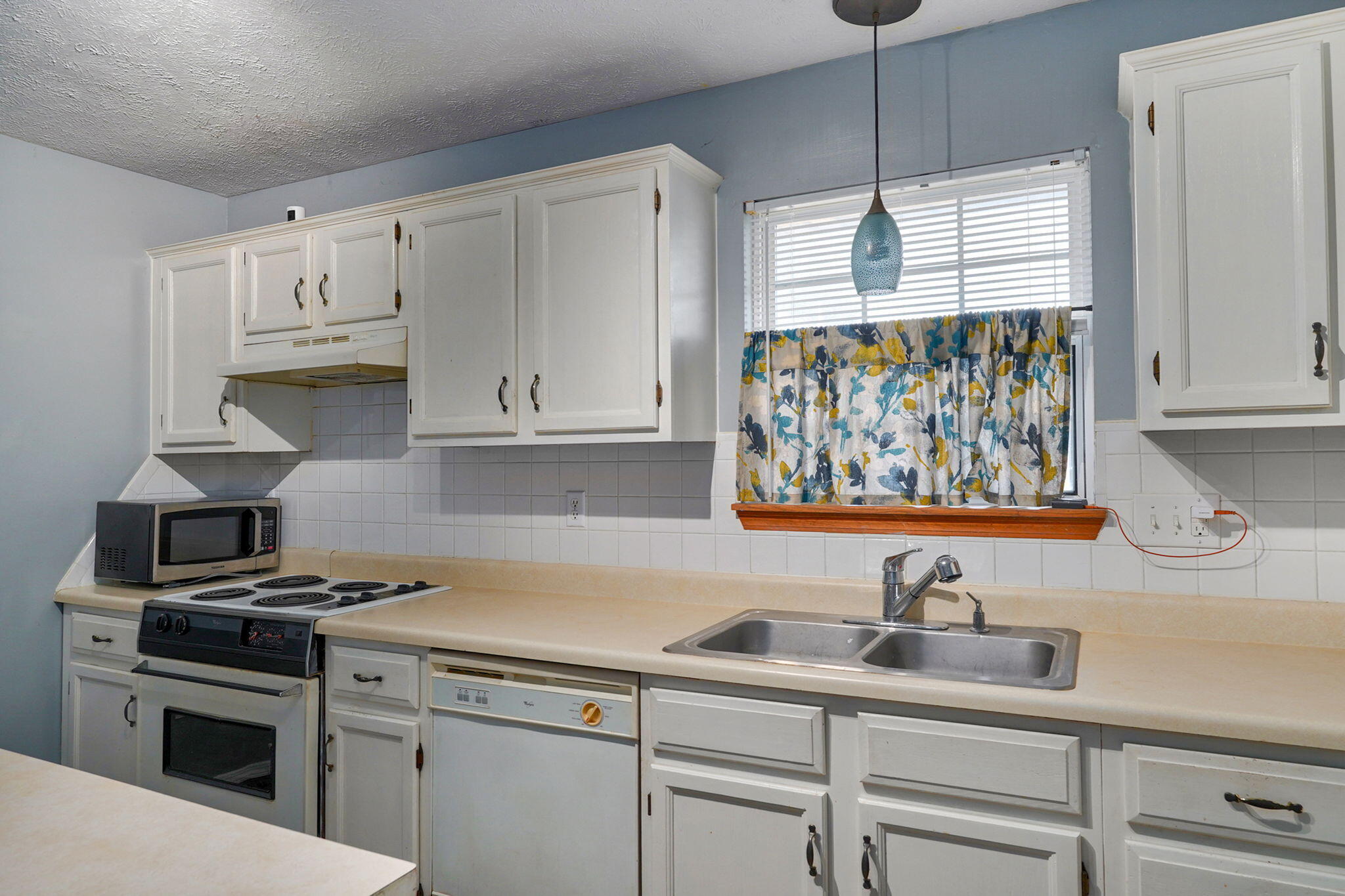 3070 West Calhoun Street Property Photo 13