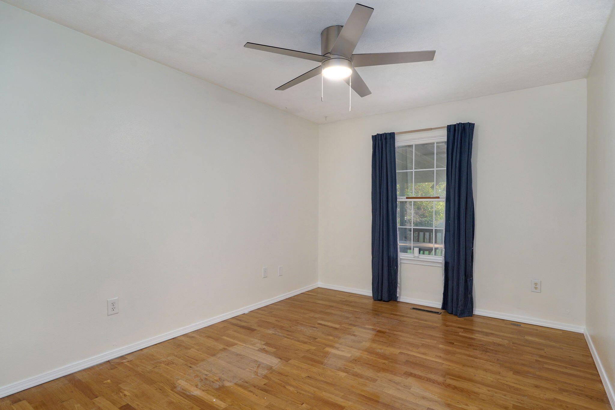 3070 West Calhoun Street Property Photo 20