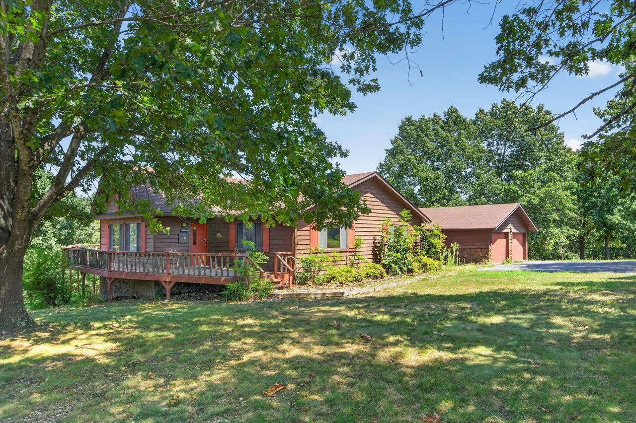 9622 Stonegate Drive Property Photo 2