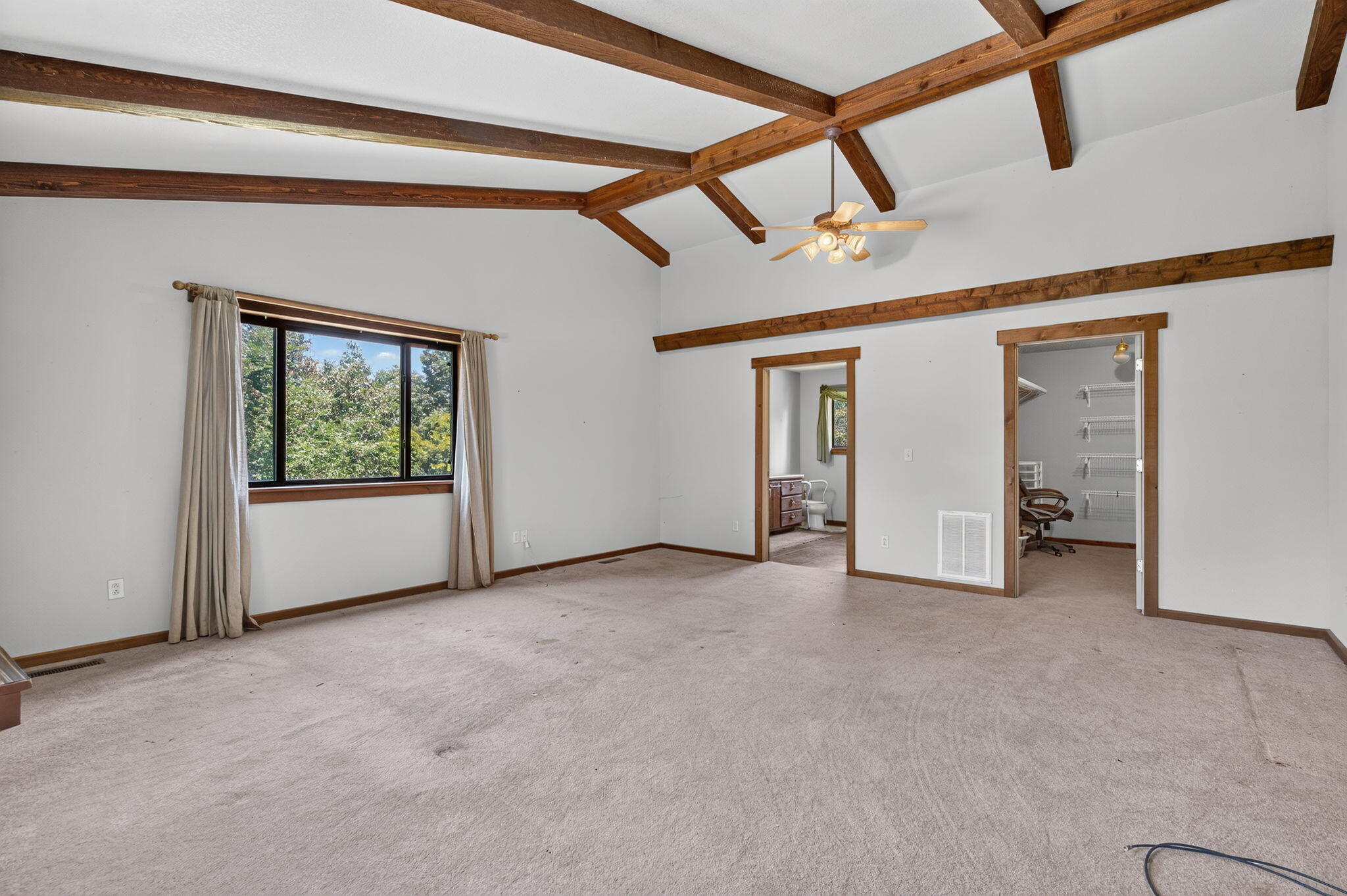 9622 Stonegate Drive Property Photo 10