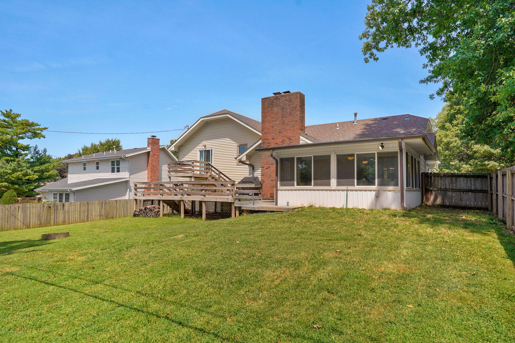 1028 East Manchester Drive Property Photo 43