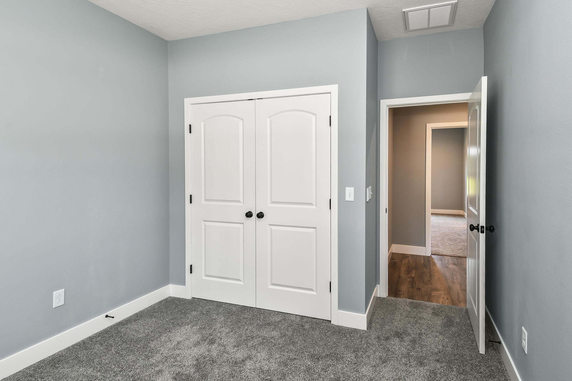 510 Pine Street Property Photo 25