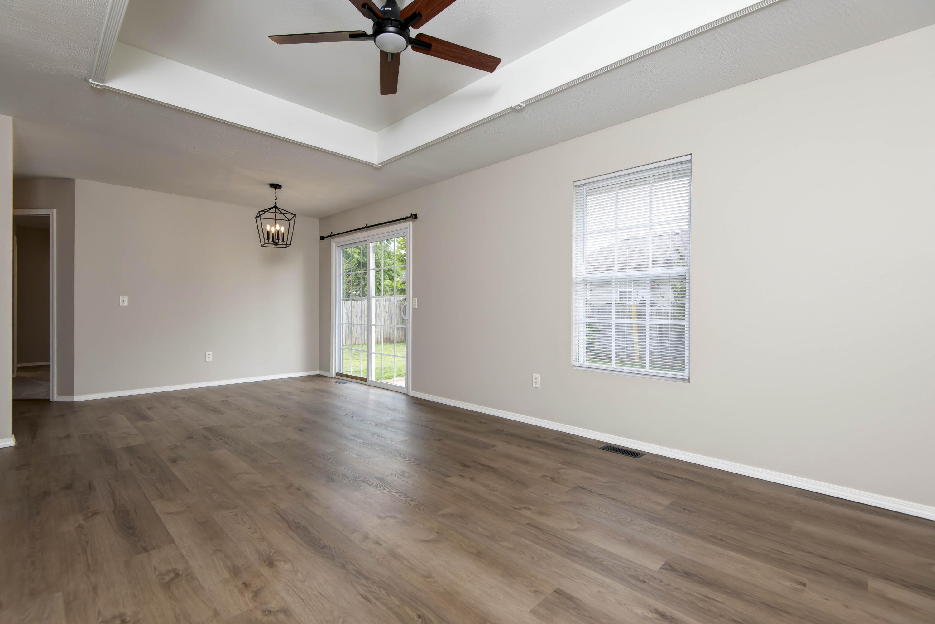 2463 West Cedar Creek Drive Property Photo 8