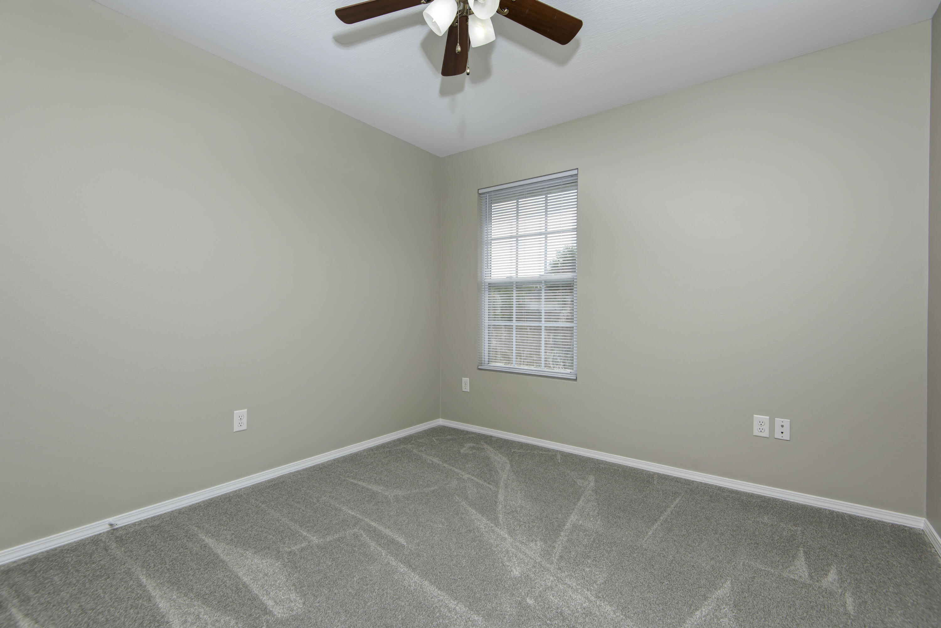 2463 West Cedar Creek Drive Property Photo 20