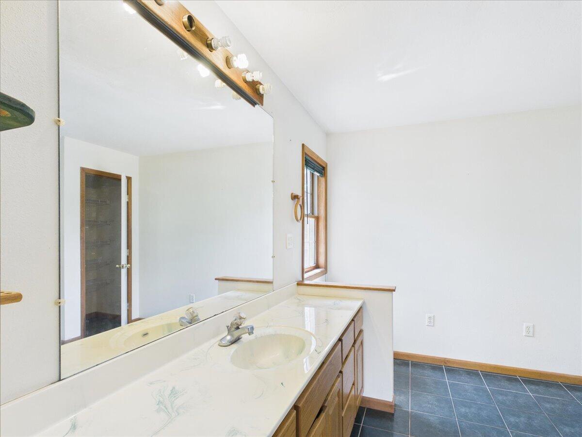 13002 Shafer Road Property Photo 33