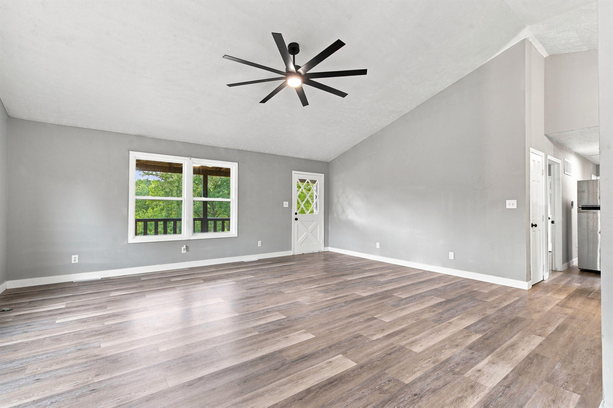 304 Swafford Lane Property Photo 4