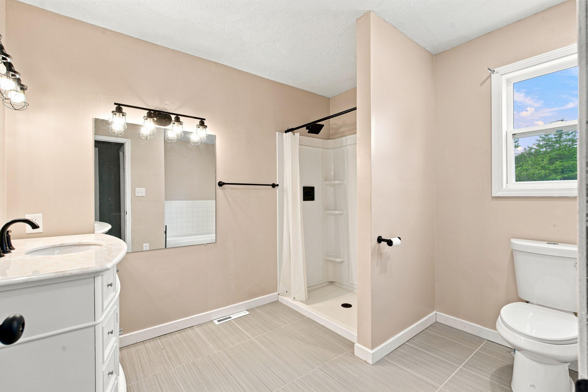 304 Swafford Lane Property Photo 16