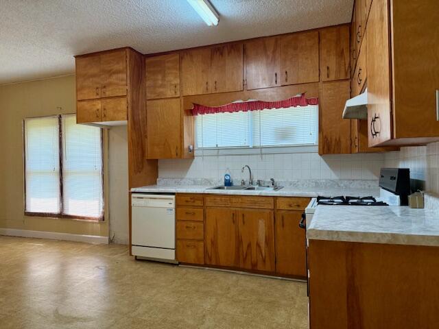 204 East East 3rd Street Property Photo 10