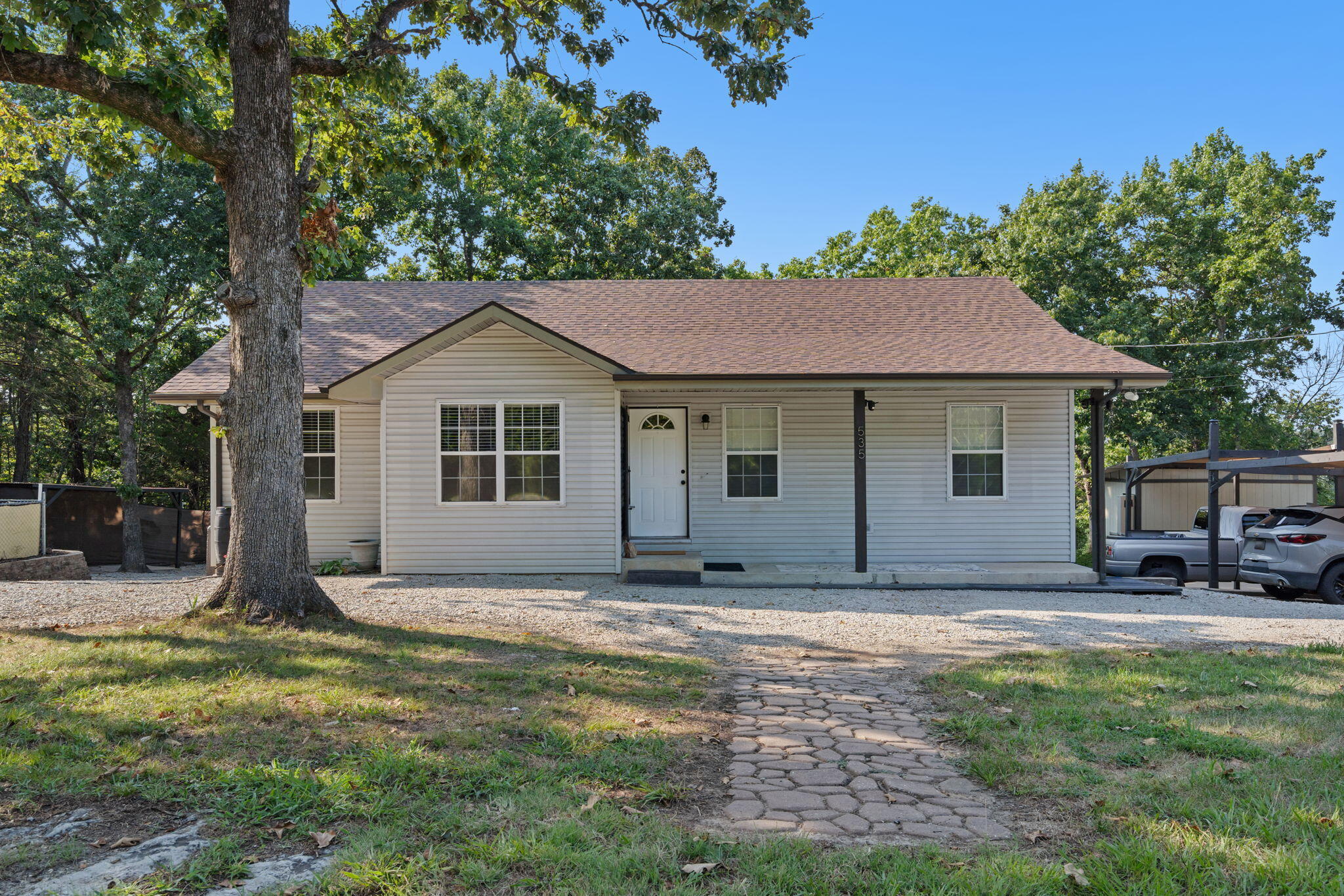 535 Taneycomo Road Property Photo 6