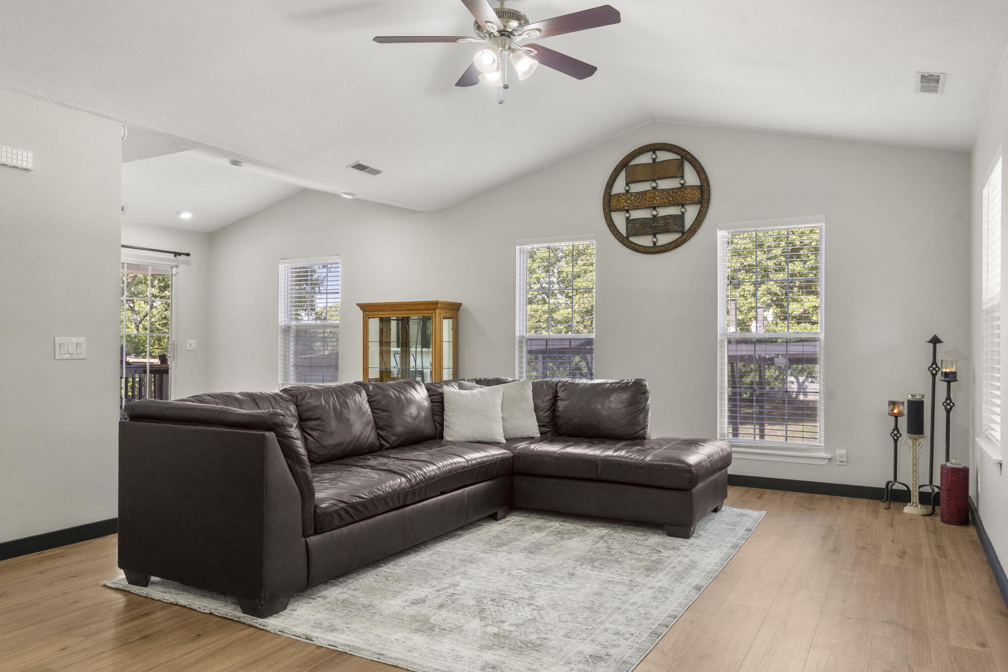 535 Taneycomo Road Property Photo 12