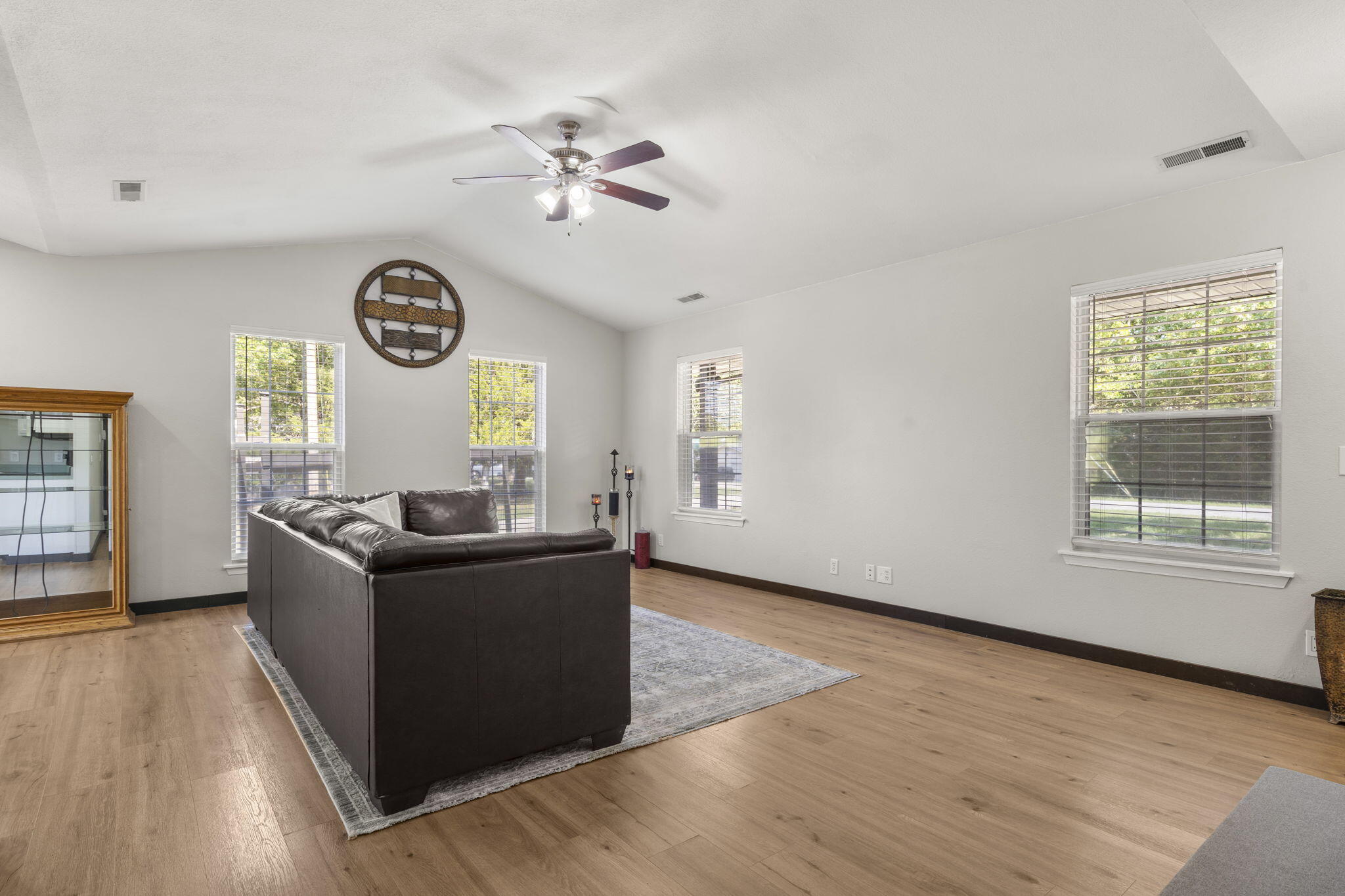 535 Taneycomo Road Property Photo 17