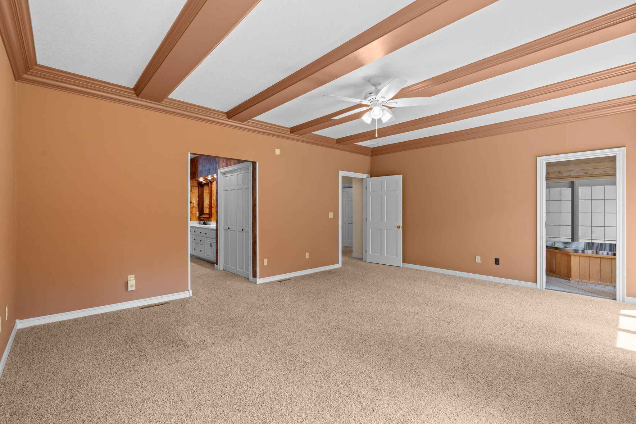 980 West Rivendale Drive Property Photo 47