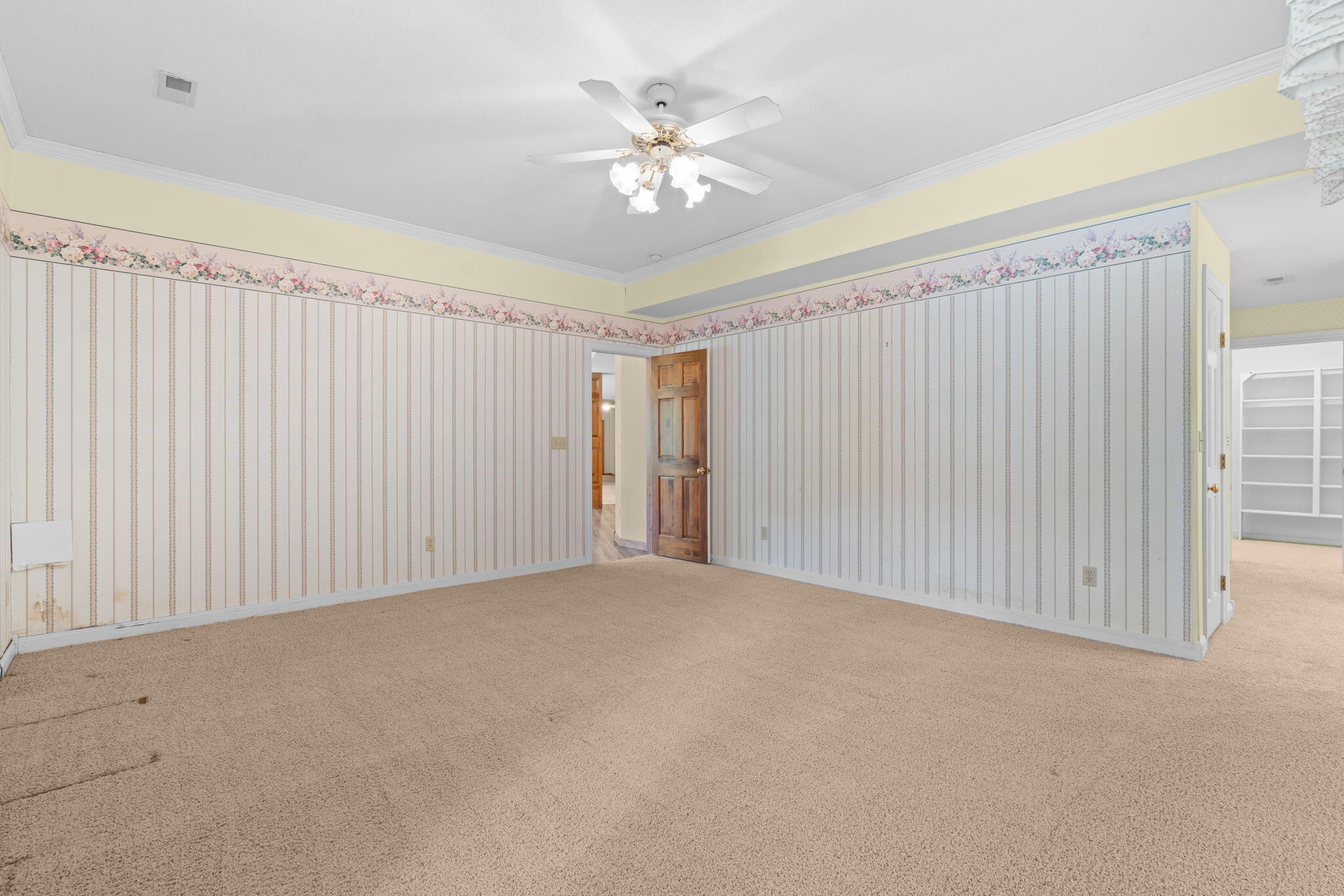 980 West Rivendale Drive Property Photo 67