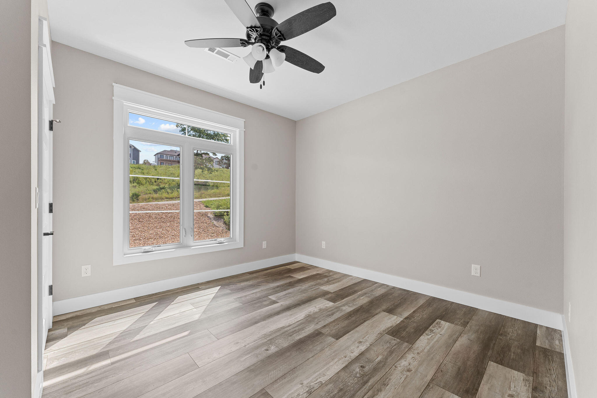 187 Silver Sunset Lane Property Photo 34
