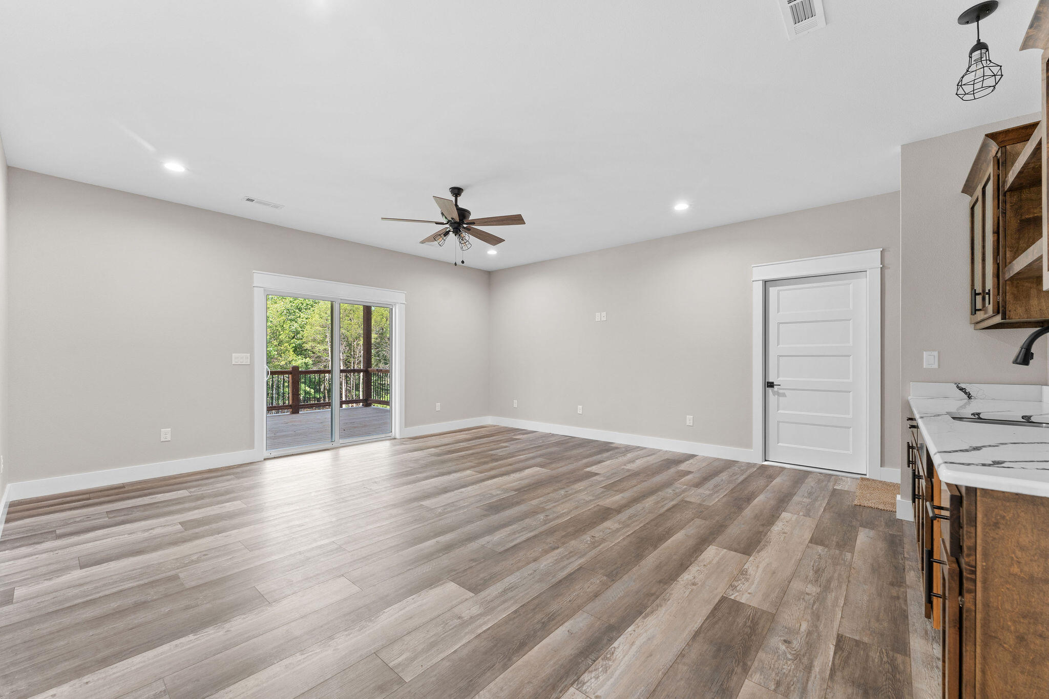 187 Silver Sunset Lane Property Photo 38