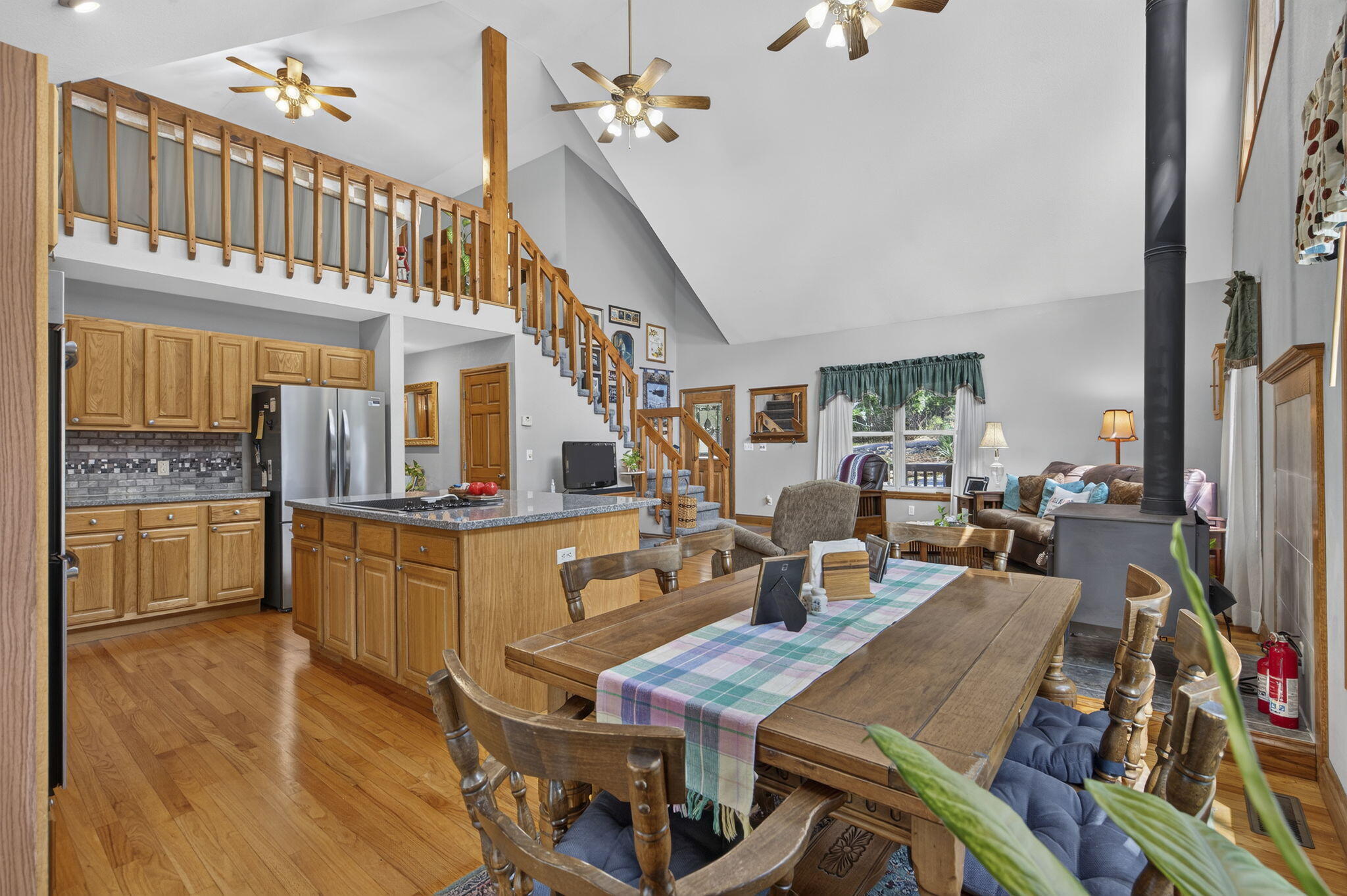 27639 Royal Point Drive Property Photo 6