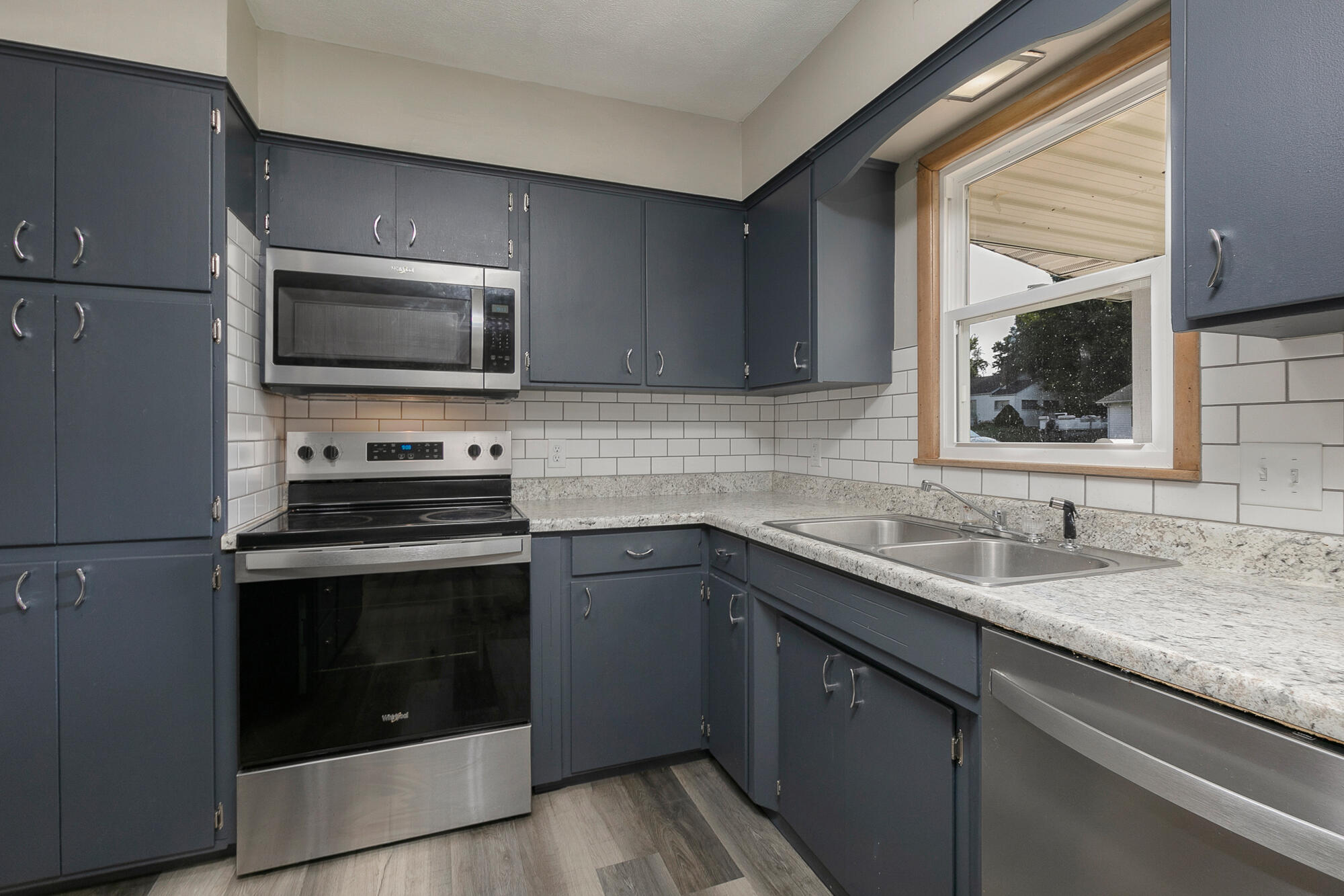 505 North Water Avenue Property Photo 10