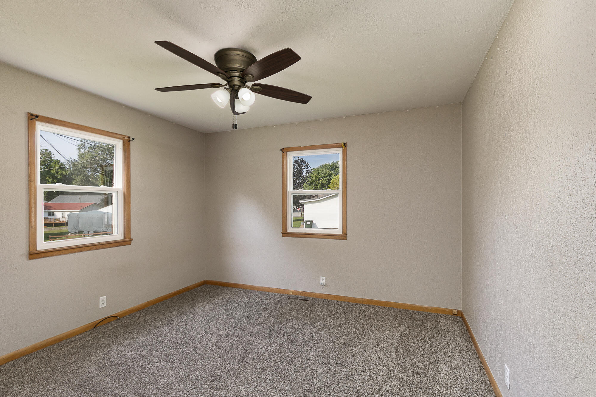 505 North Water Avenue Property Photo 17