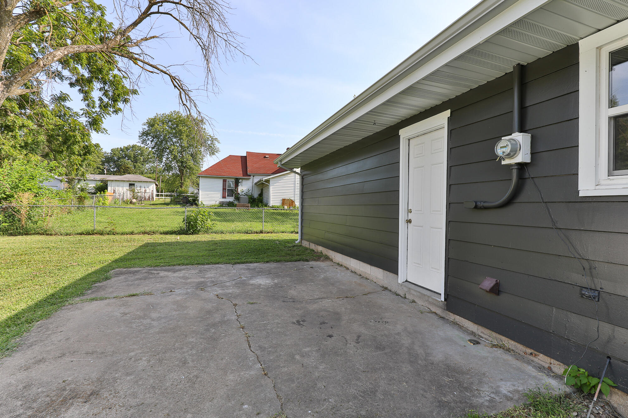 505 North Water Avenue Property Photo 21