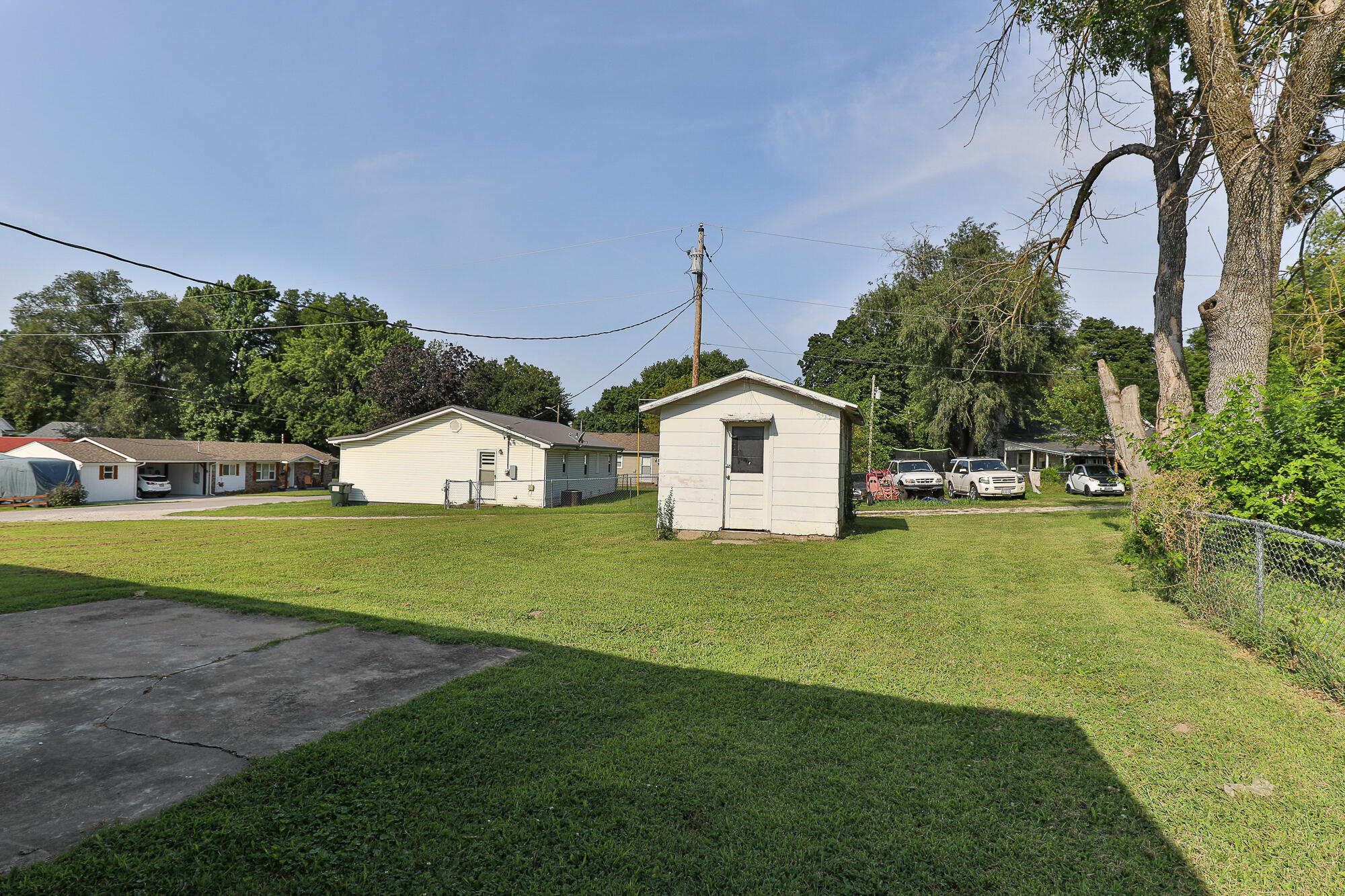 505 North Water Avenue Property Photo 23