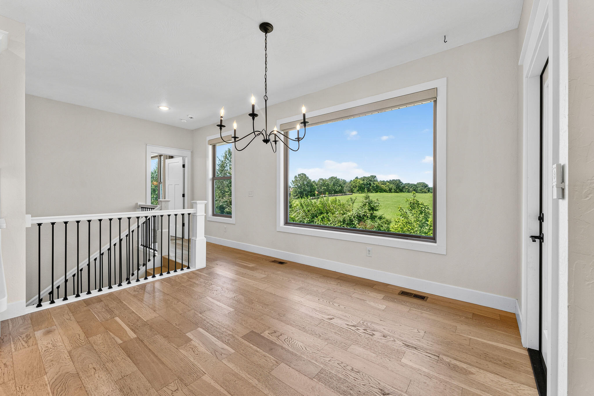 4457 Rome Avenue Property Photo 10