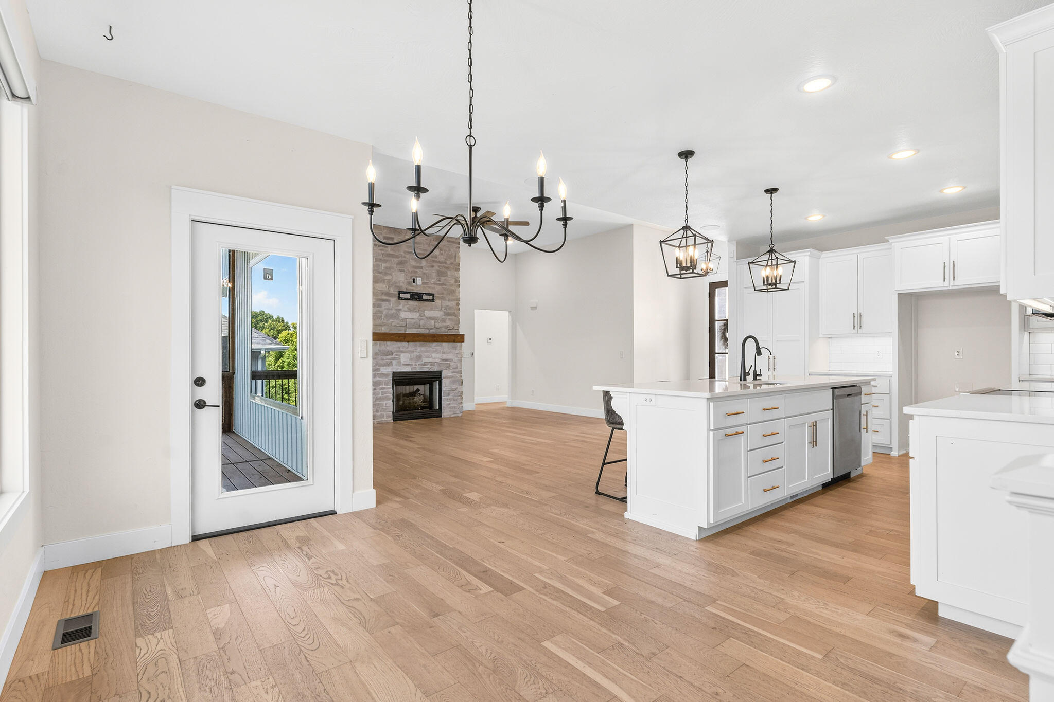 4457 Rome Avenue Property Photo 17