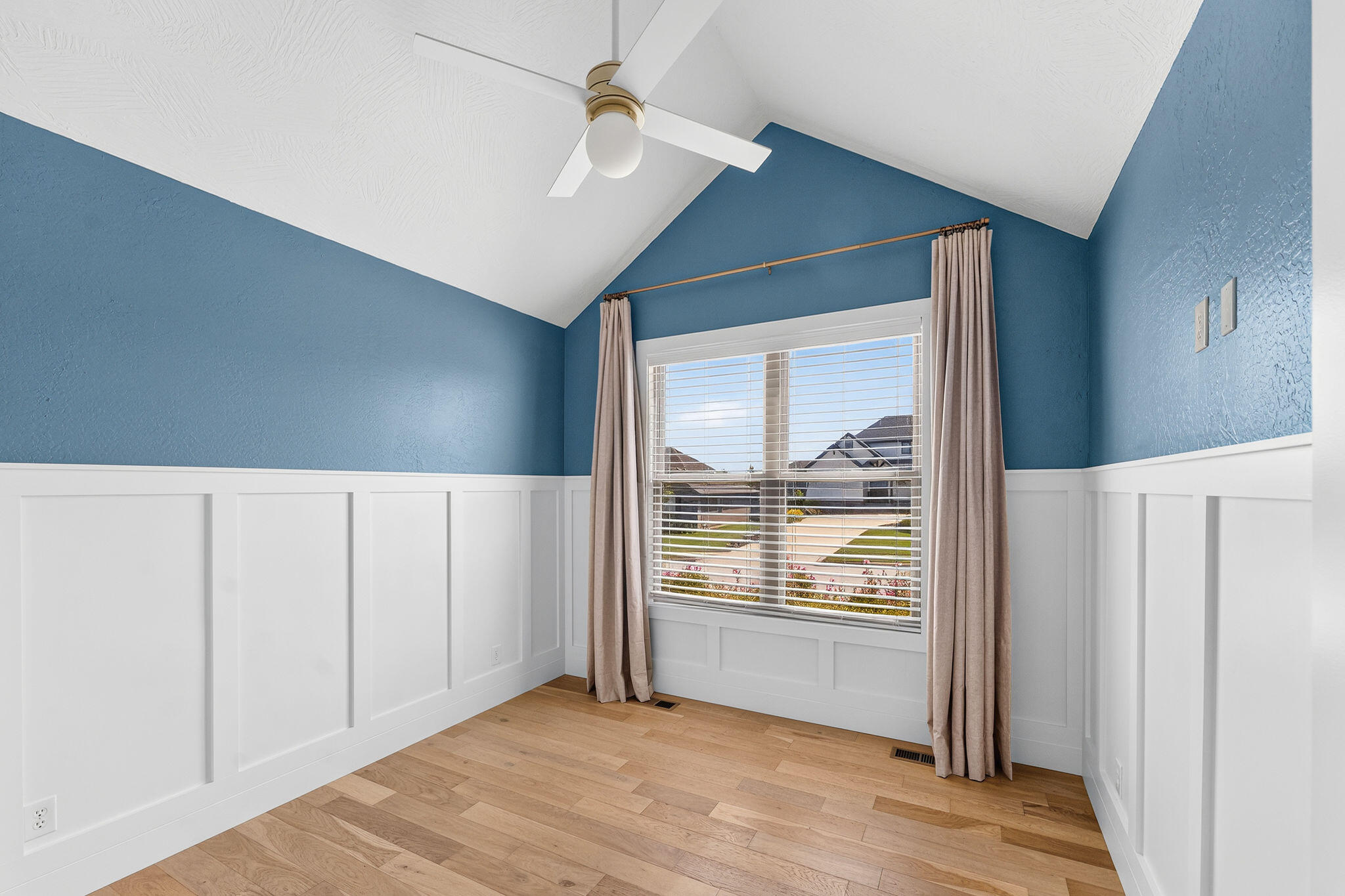 4457 Rome Avenue Property Photo 29