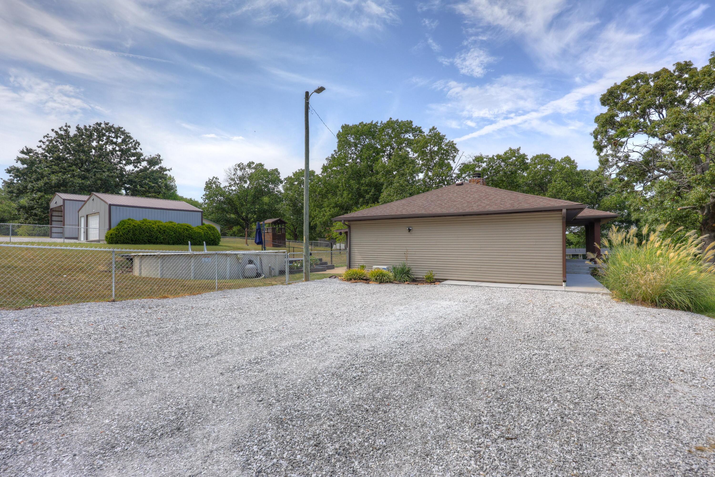 9003 Ginger Lane Property Photo 3